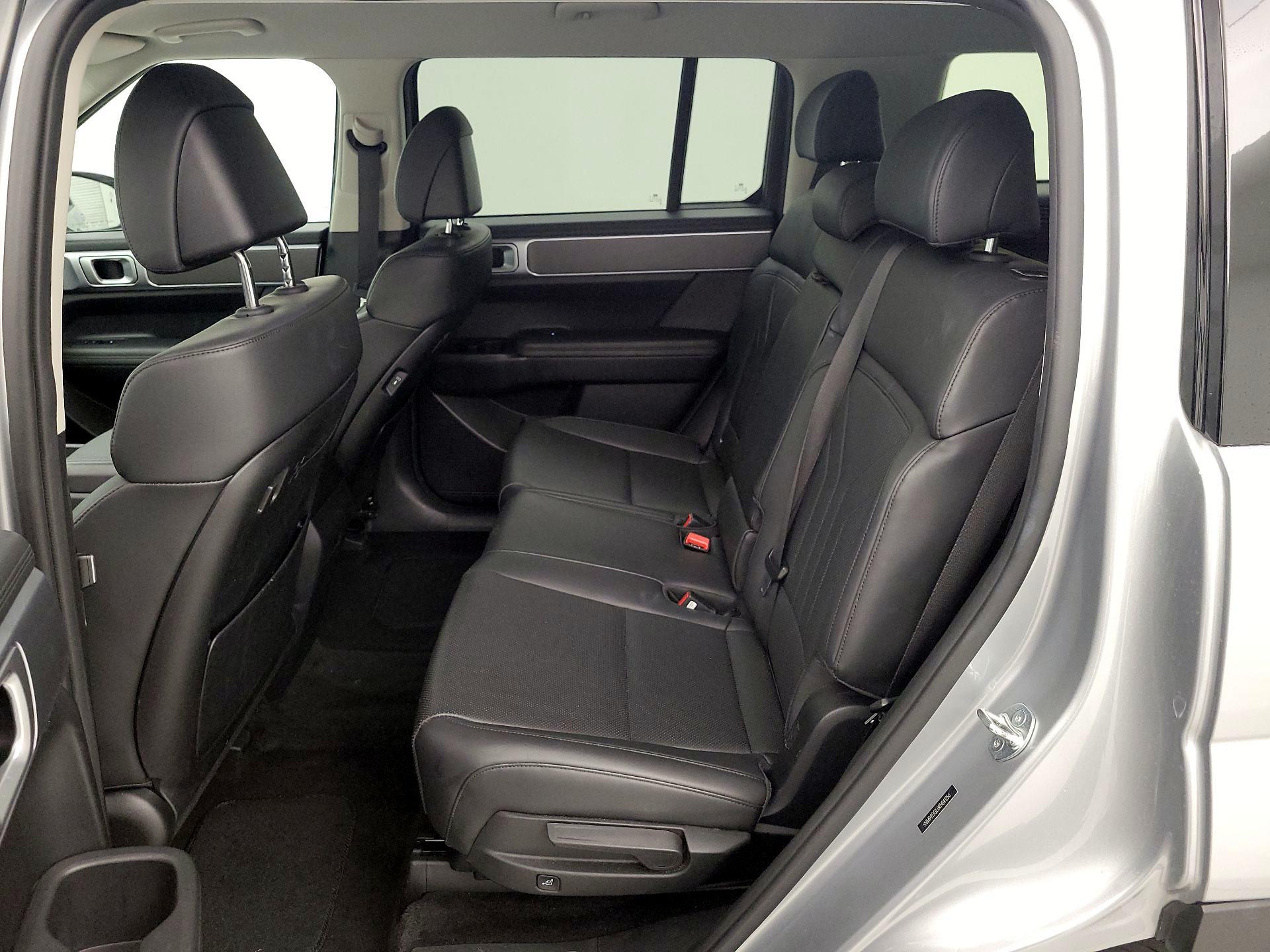 Thumbnail: 2024 Hyundai Santa Fe - 19