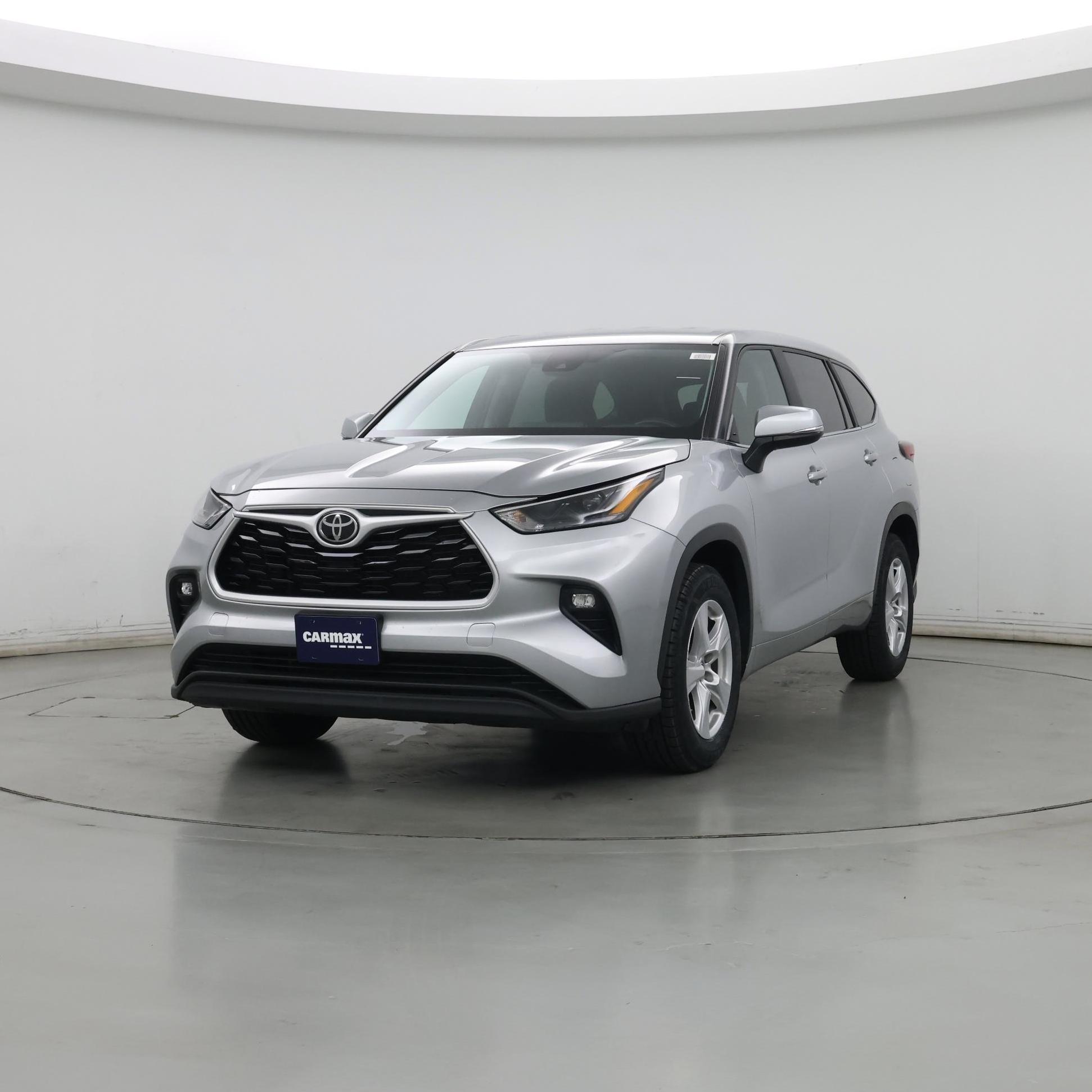 Thumbnail: 2023 Toyota Highlander - 4