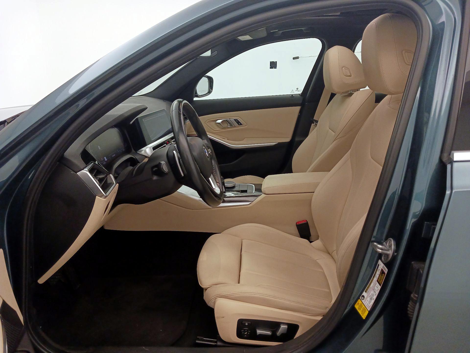 Thumbnail: 2020 BMW 3 Series - 11