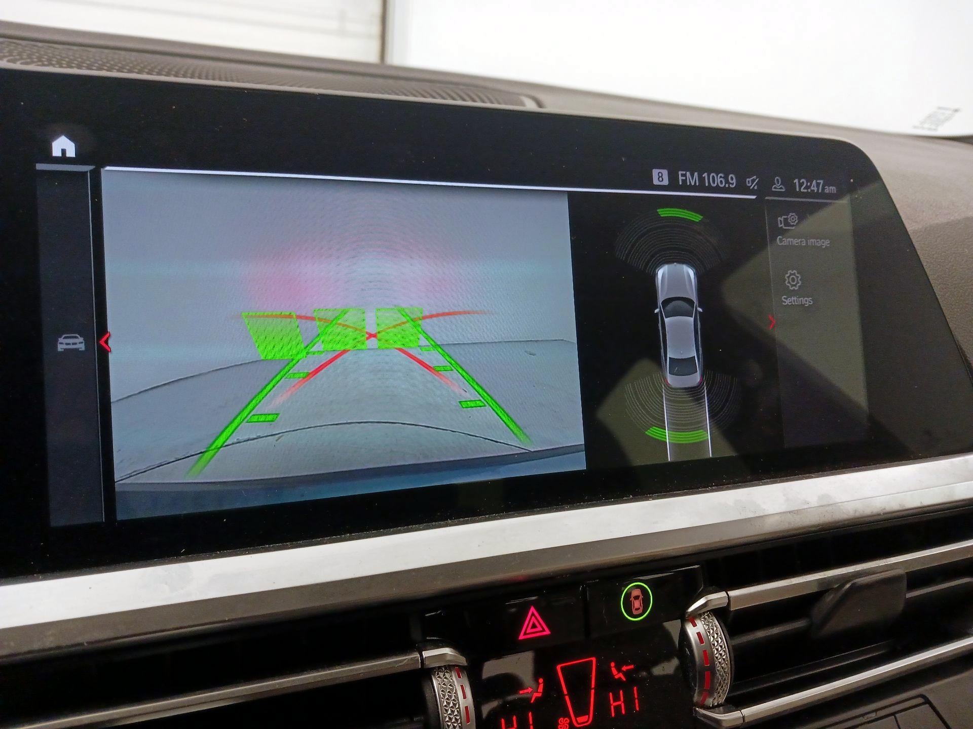 Thumbnail: 2020 BMW 3 Series - 14