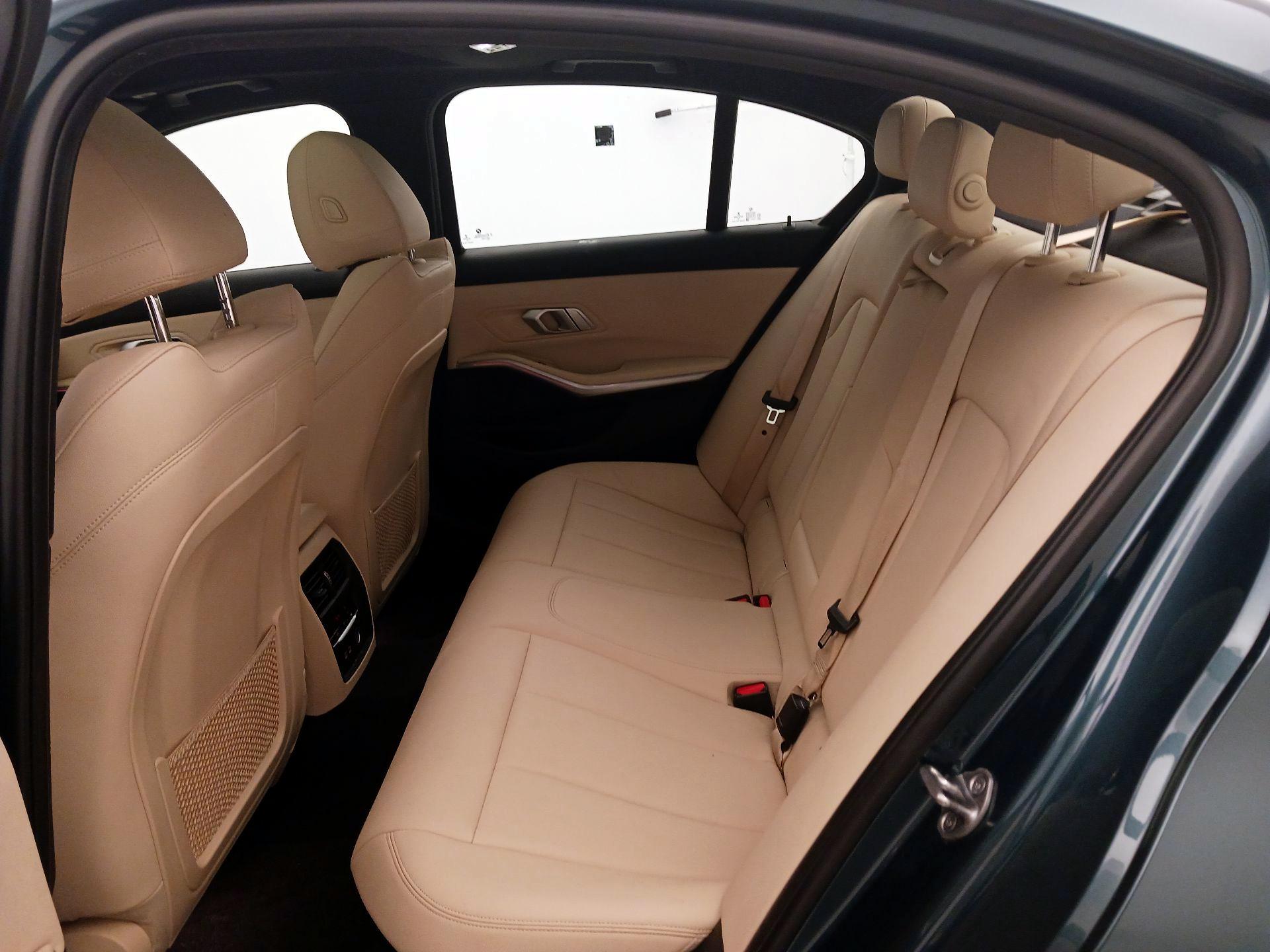 Thumbnail: 2020 BMW 3 Series - 20