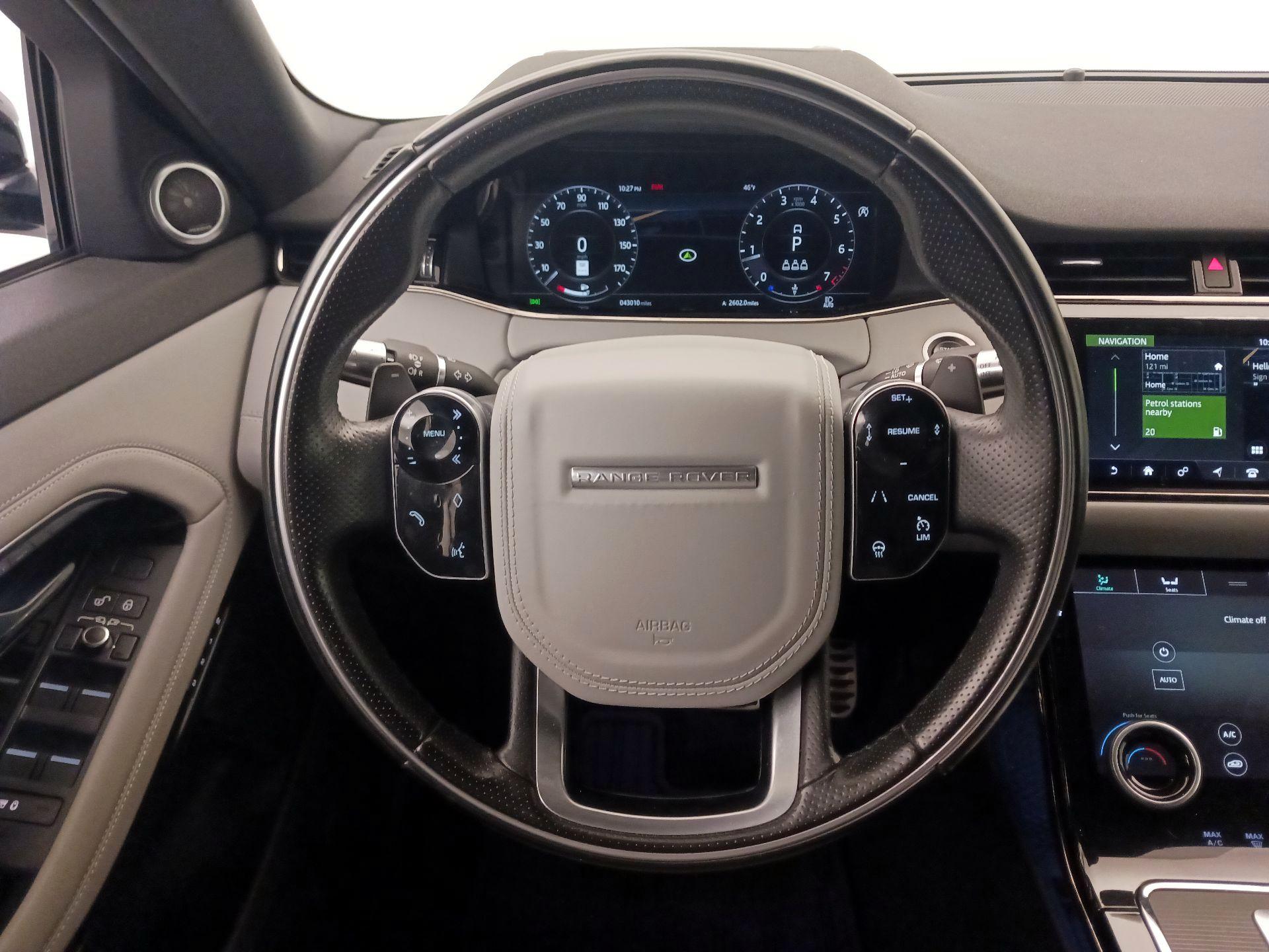 Thumbnail: 2020 Land Rover Range Rover Evoque - 10