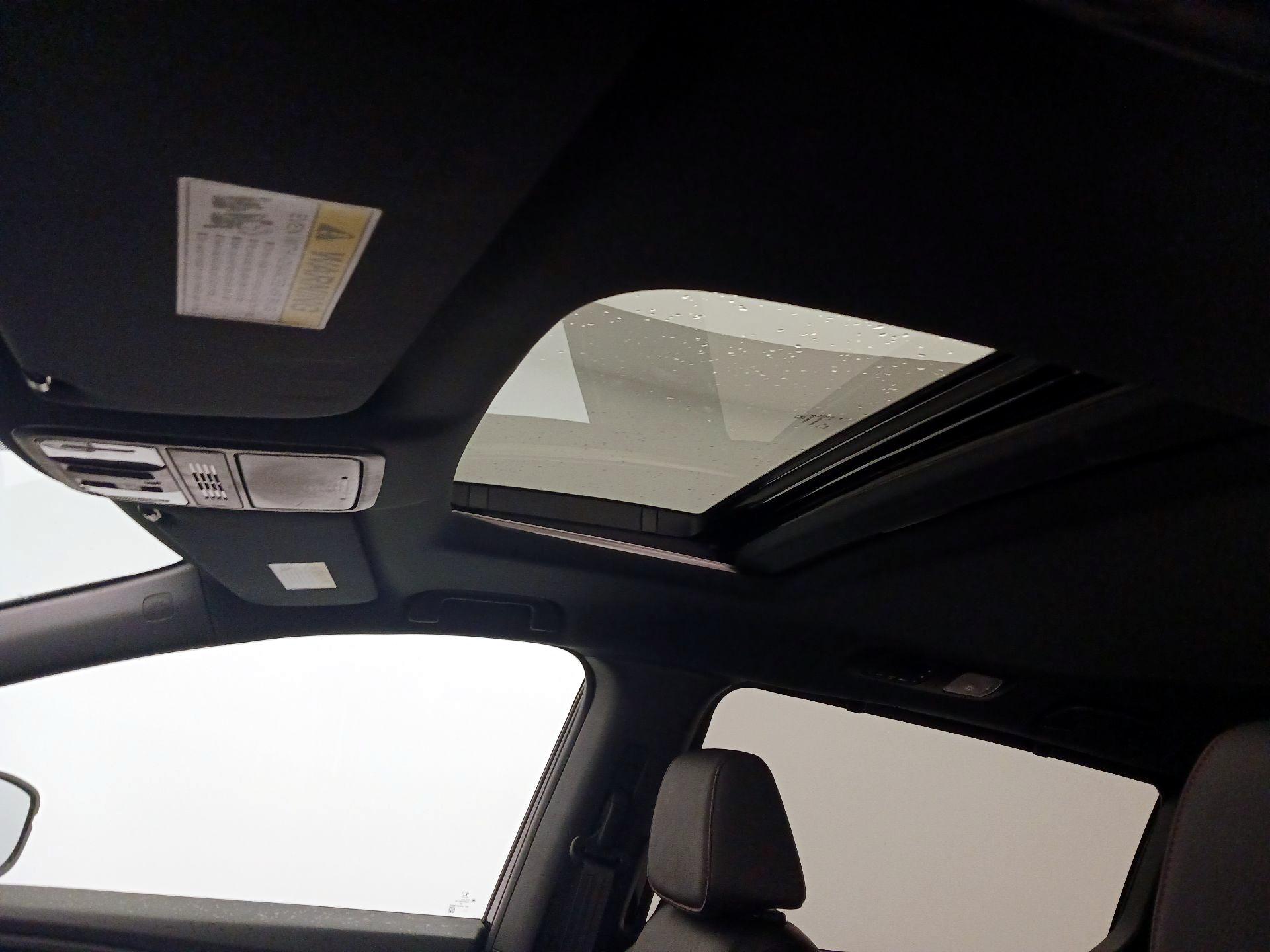 Thumbnail: 2023 Honda Odyssey - 19