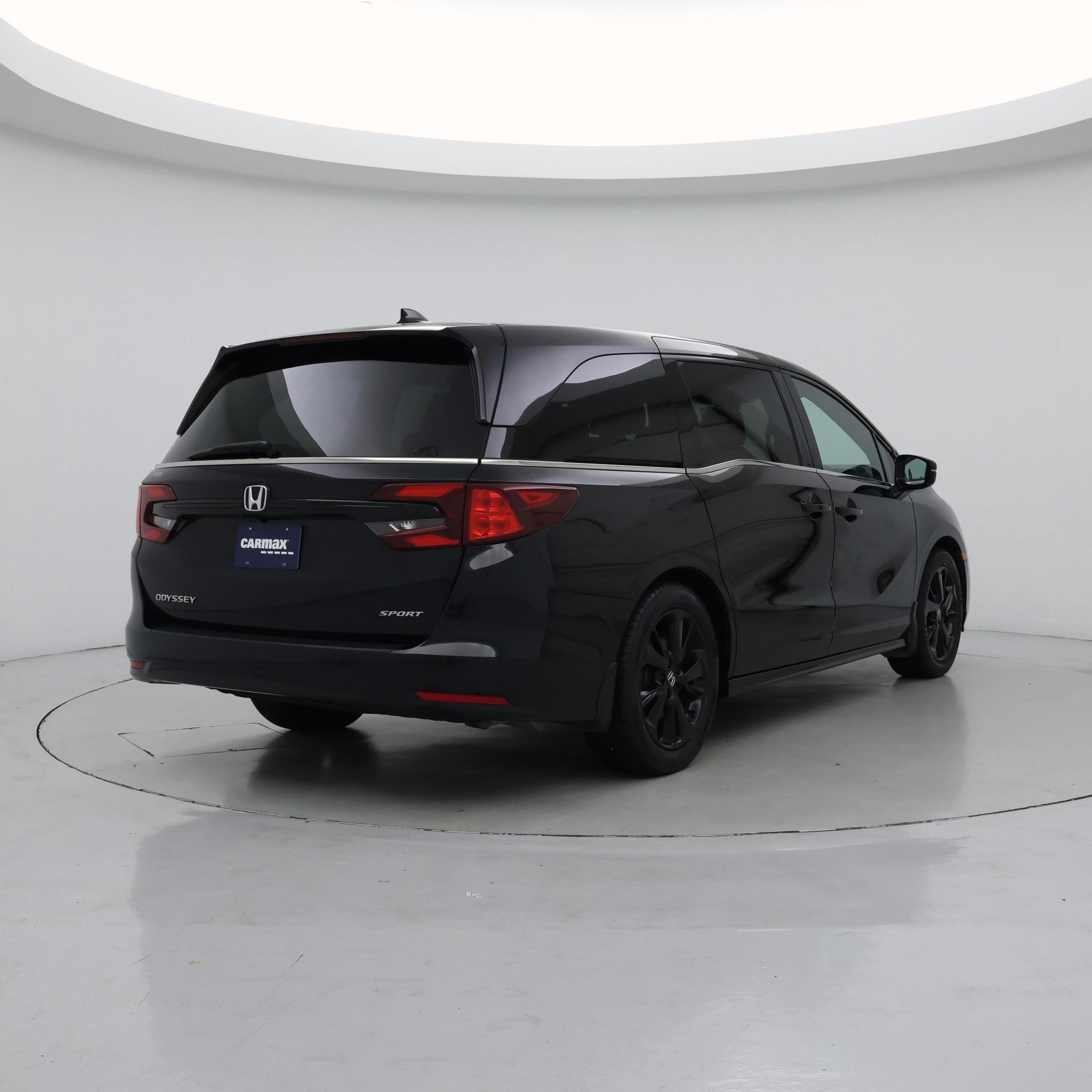 Thumbnail: 2023 Honda Odyssey - 8