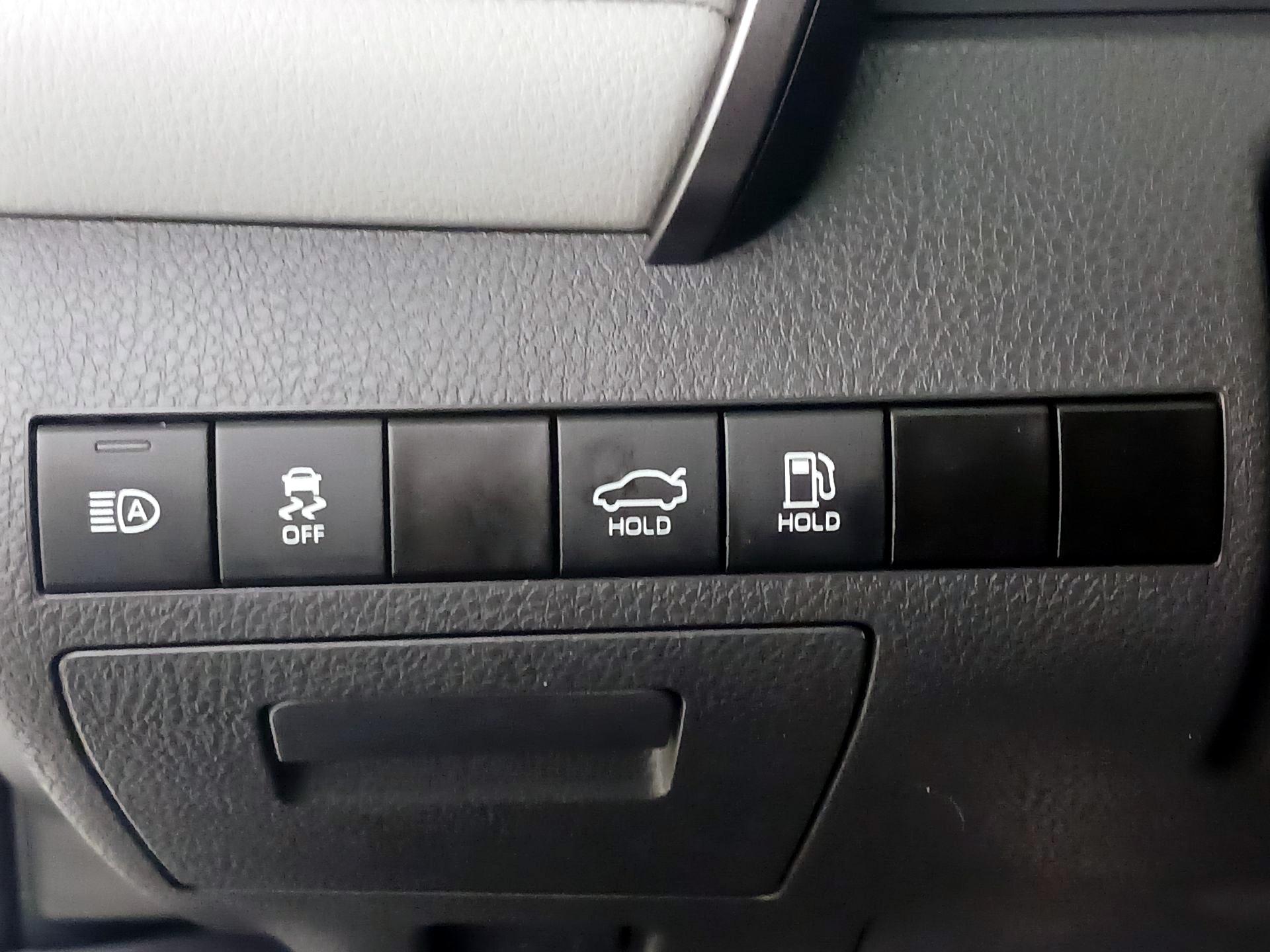 Thumbnail: 2023 Toyota Camry - 13