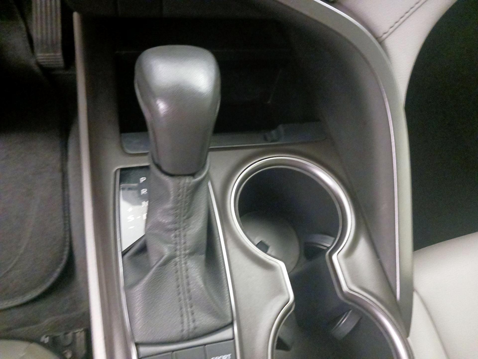 Thumbnail: 2023 Toyota Camry - 17