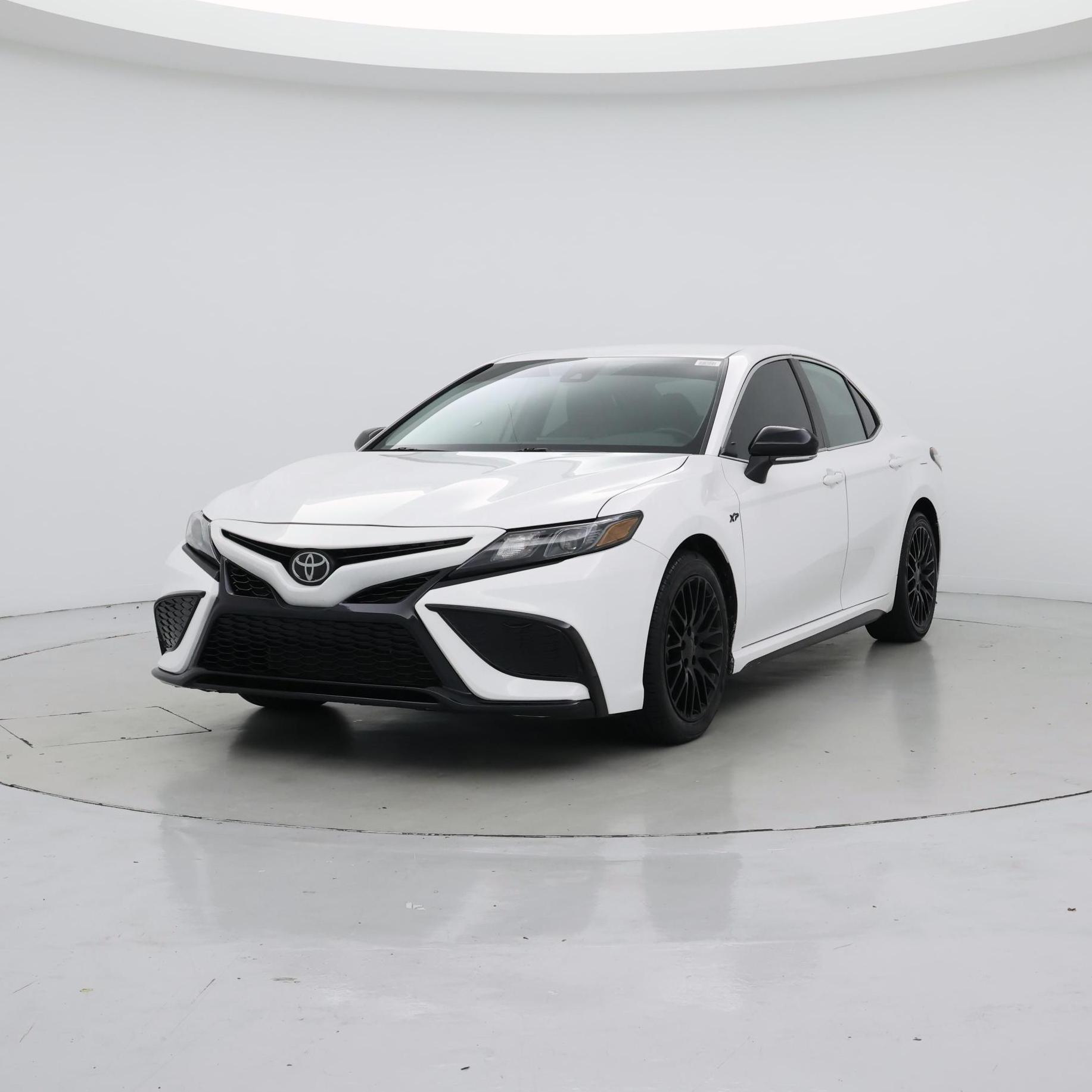 Thumbnail: 2023 Toyota Camry - 4