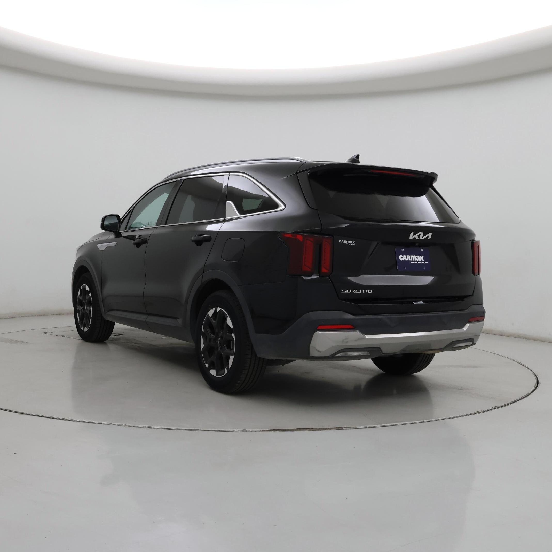 Thumbnail: 2024 Kia Sorento - 2