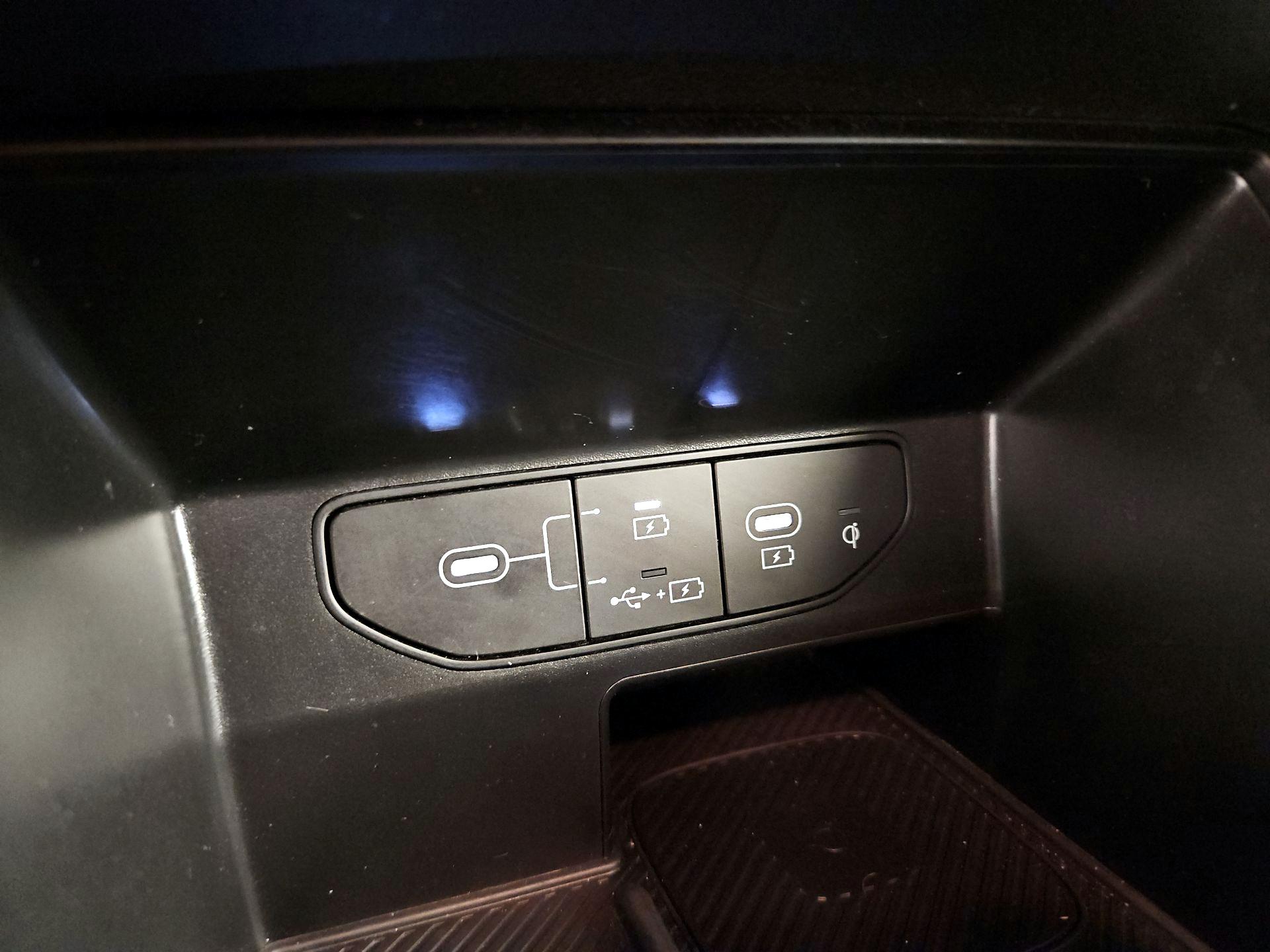 Thumbnail: 2024 Kia Sorento - 19