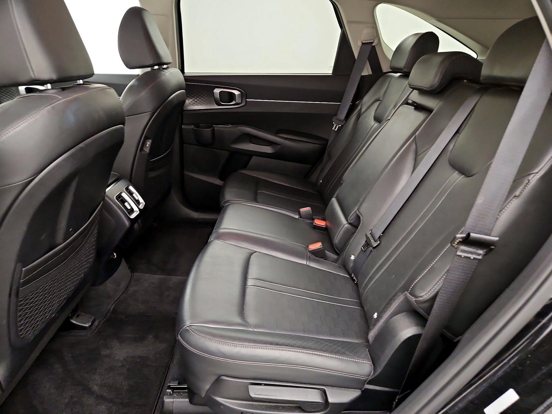 Thumbnail: 2024 Kia Sorento - 20