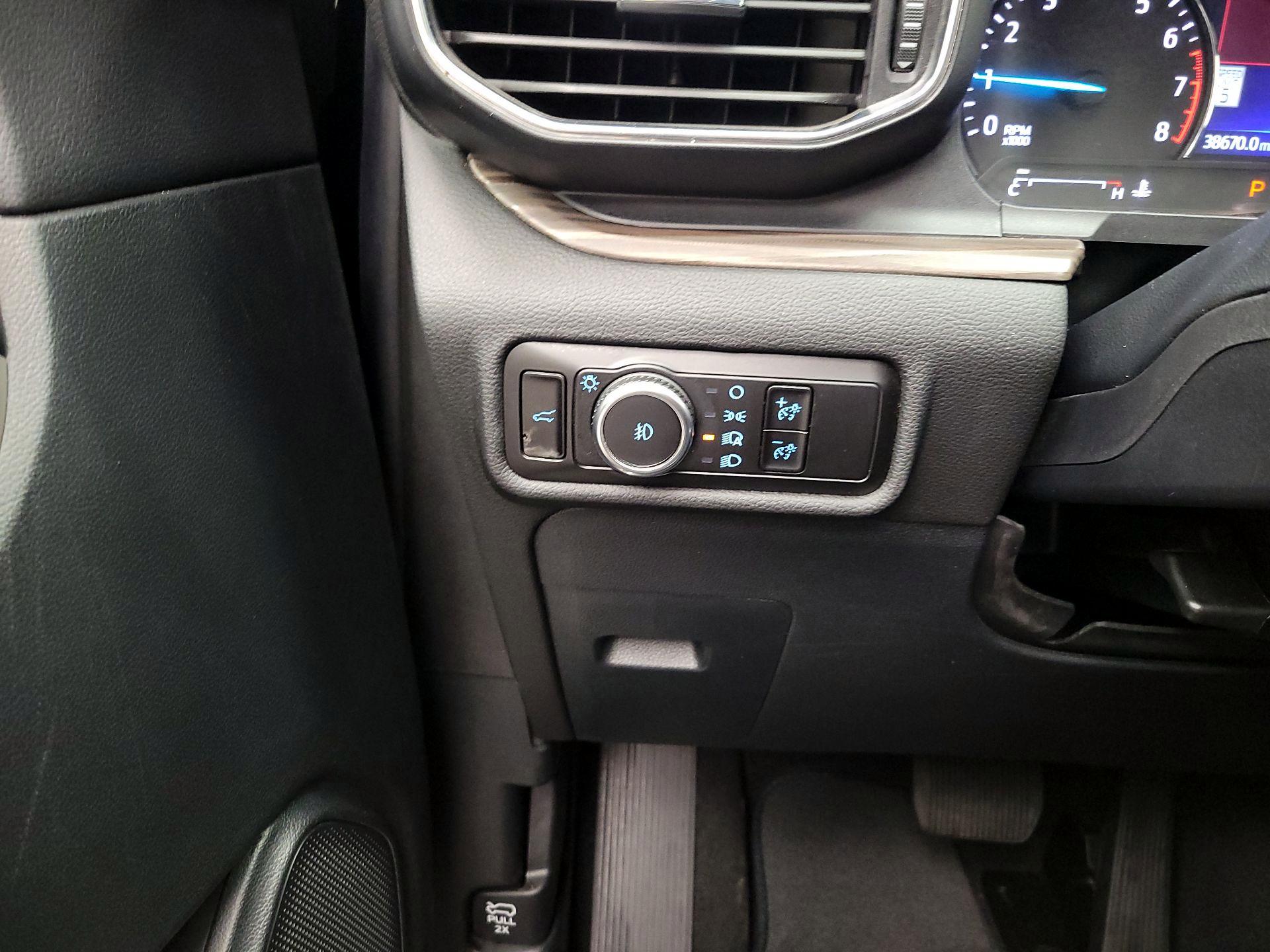 Thumbnail: 2023 Ford Explorer - 13