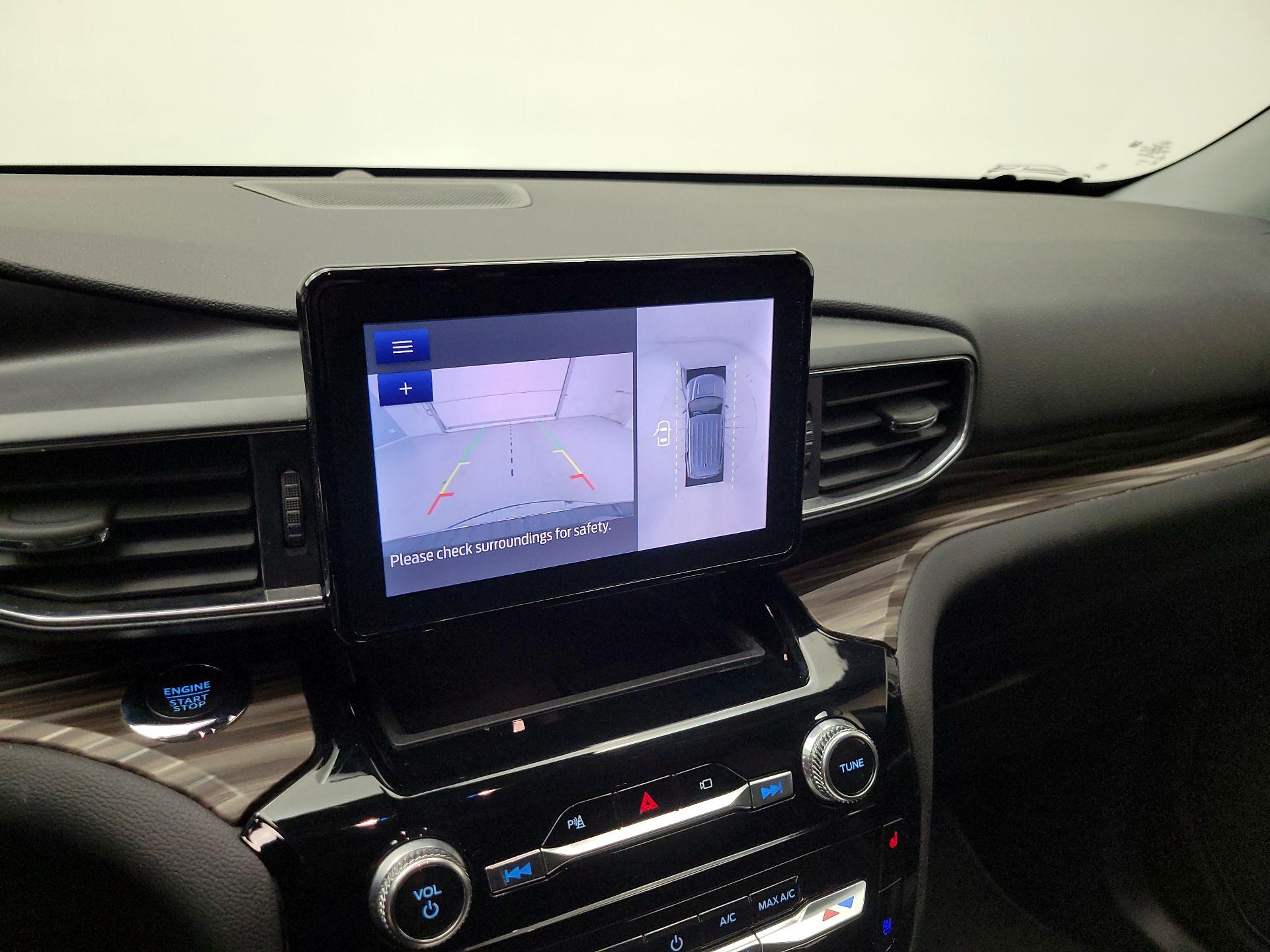 Thumbnail: 2023 Ford Explorer - 15