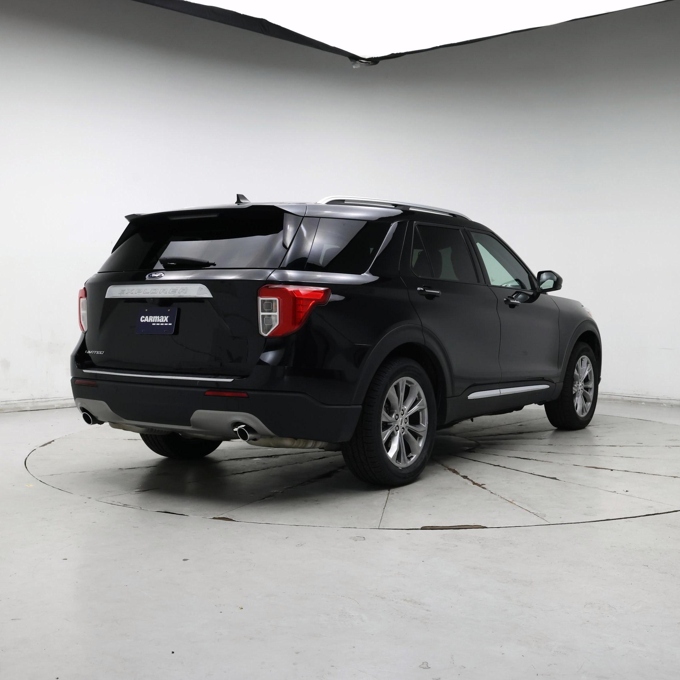 Thumbnail: 2023 Ford Explorer - 8