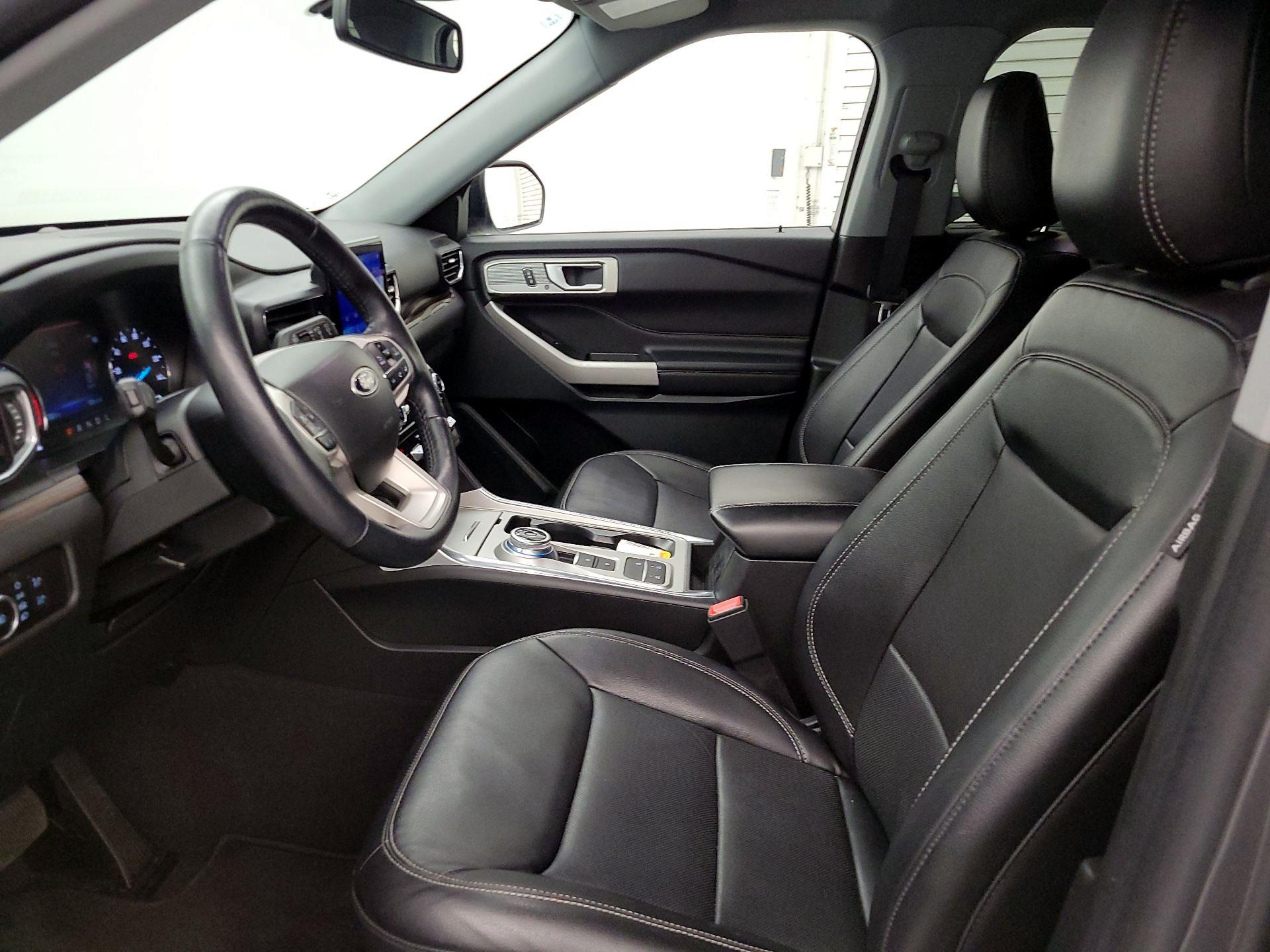 Thumbnail: 2023 Ford Explorer - 11