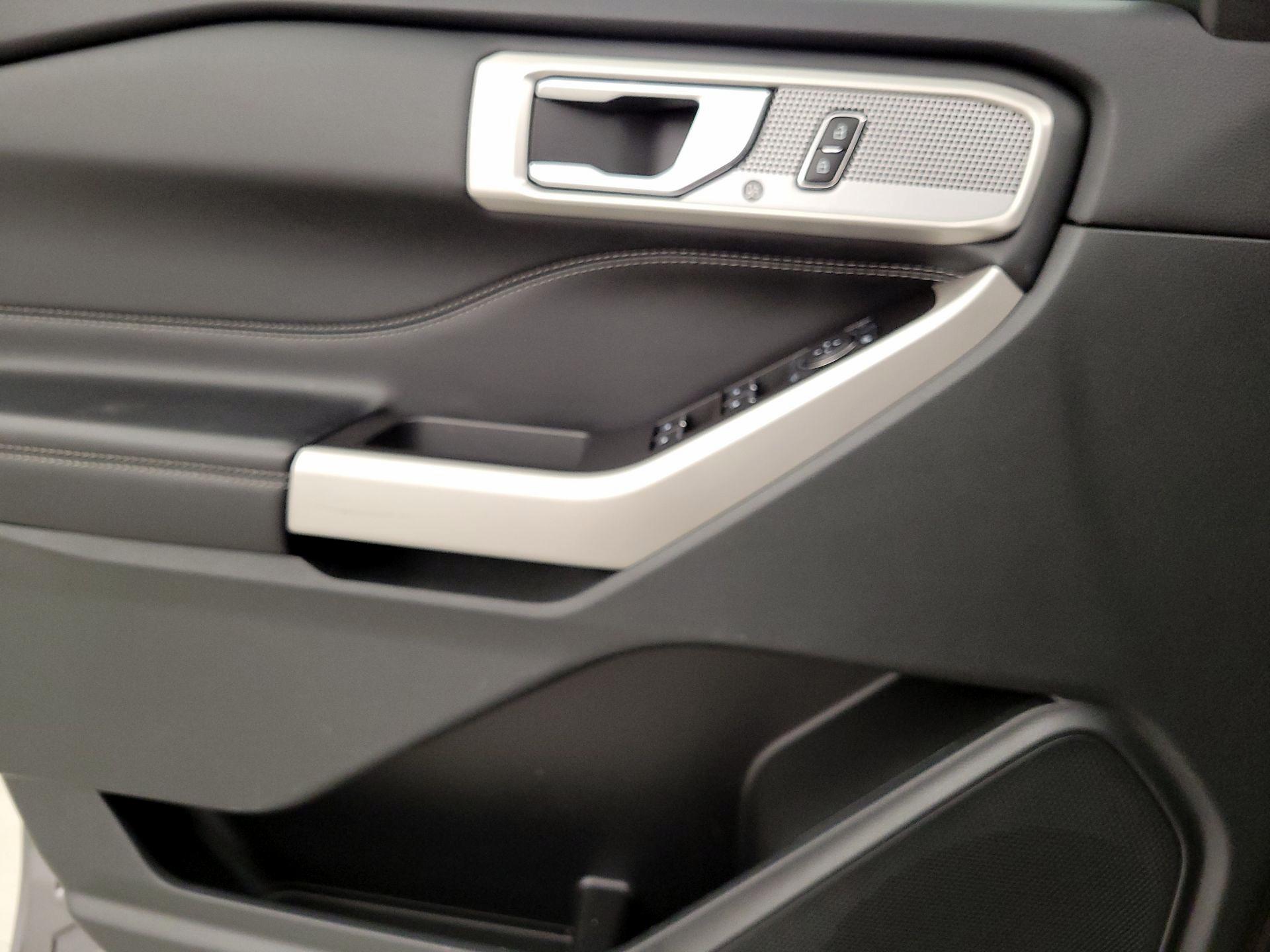 Thumbnail: 2023 Ford Explorer - 12