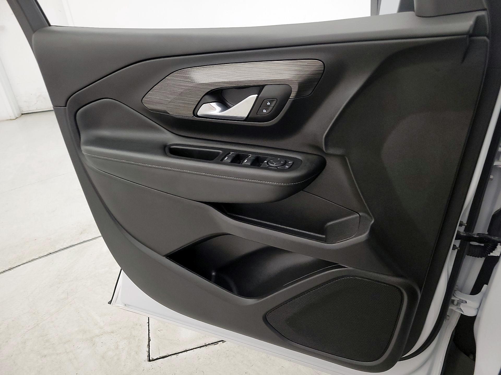 Thumbnail: 2024 GMC Terrain - 12