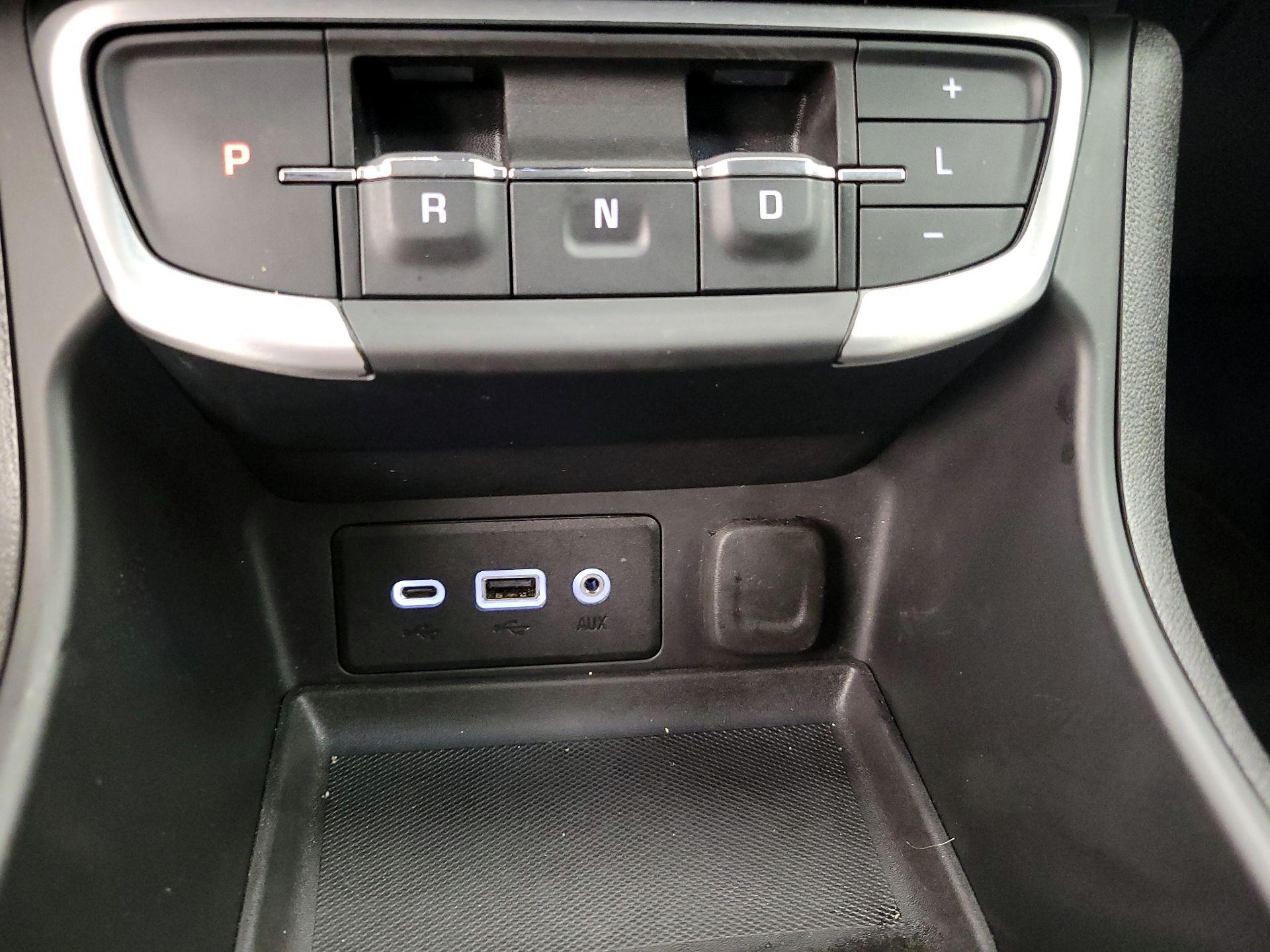 Thumbnail: 2024 GMC Terrain - 17