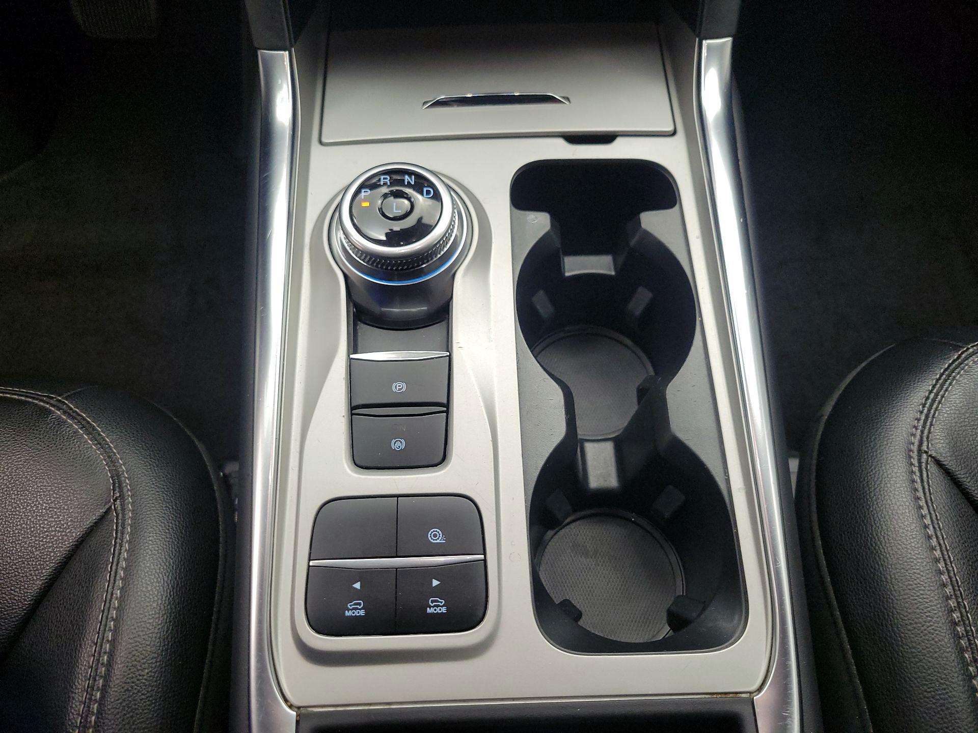 Thumbnail: 2023 Ford Explorer - 16