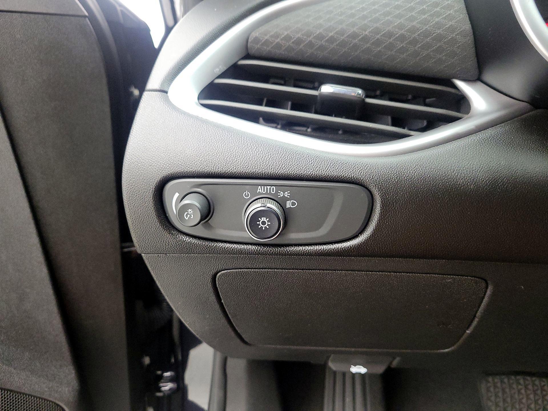 Thumbnail: 2023 Chevrolet Malibu - 13