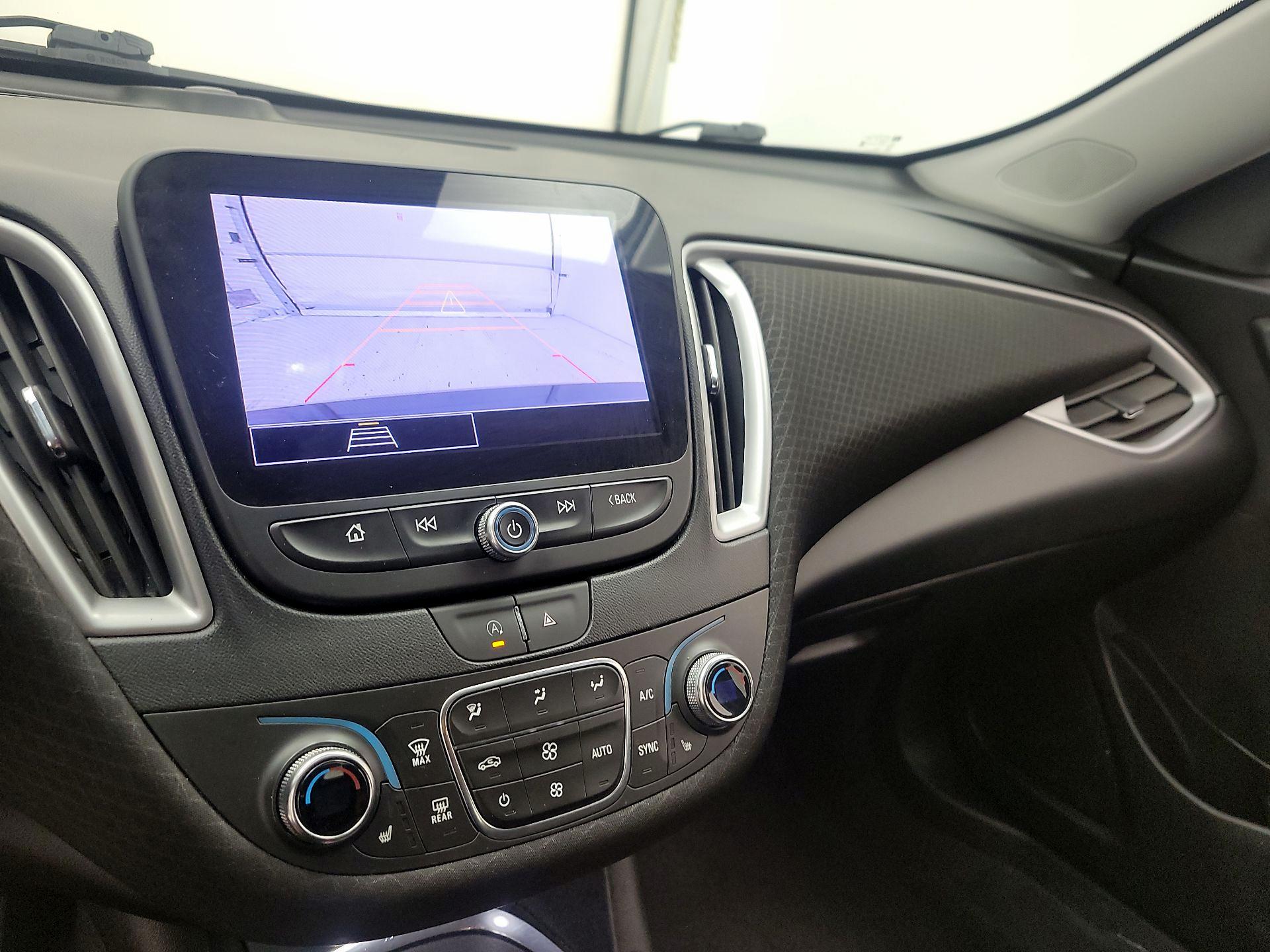 Thumbnail: 2023 Chevrolet Malibu - 14