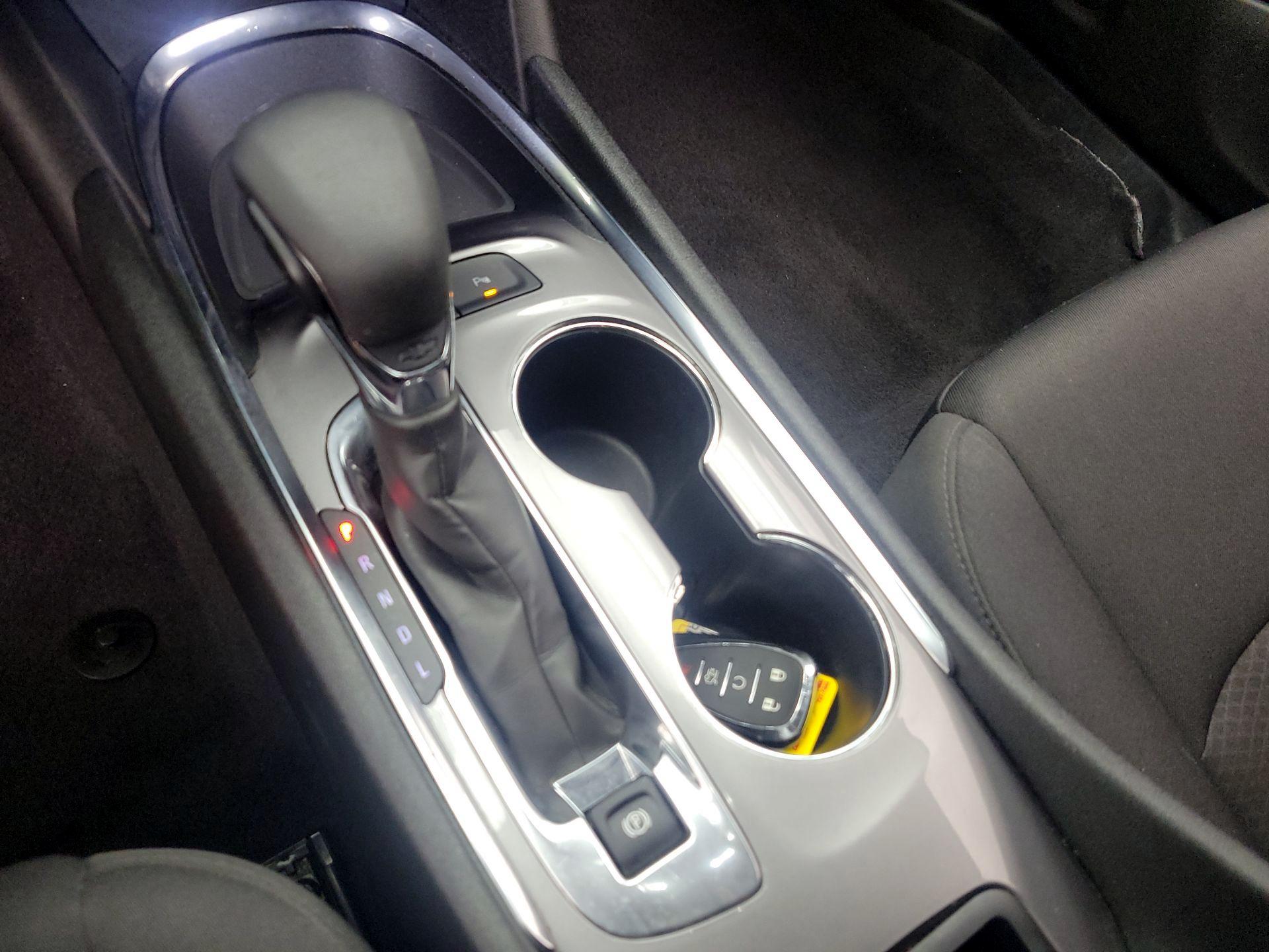 Thumbnail: 2023 Chevrolet Malibu - 17