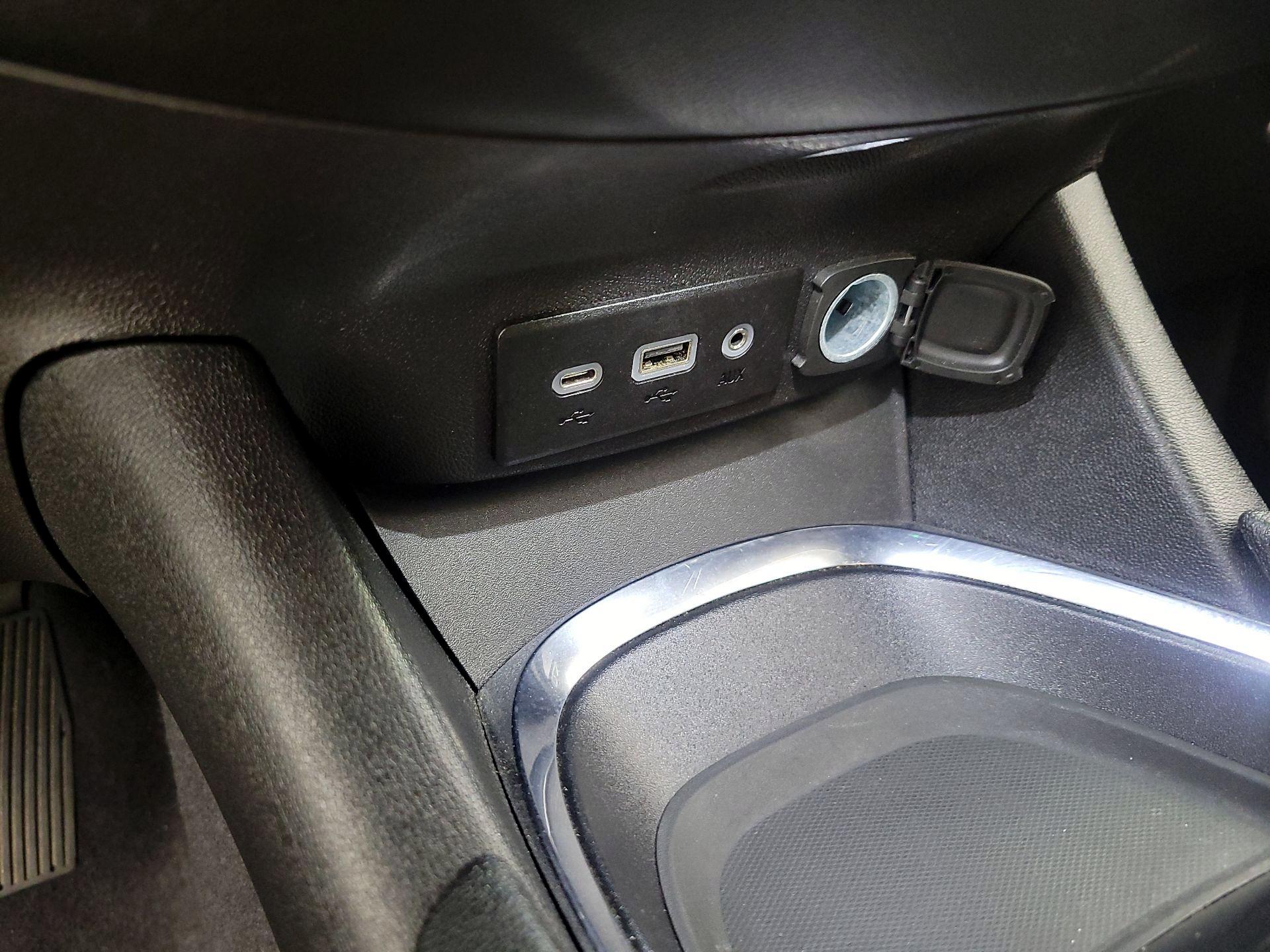 Thumbnail: 2023 Chevrolet Malibu - 18