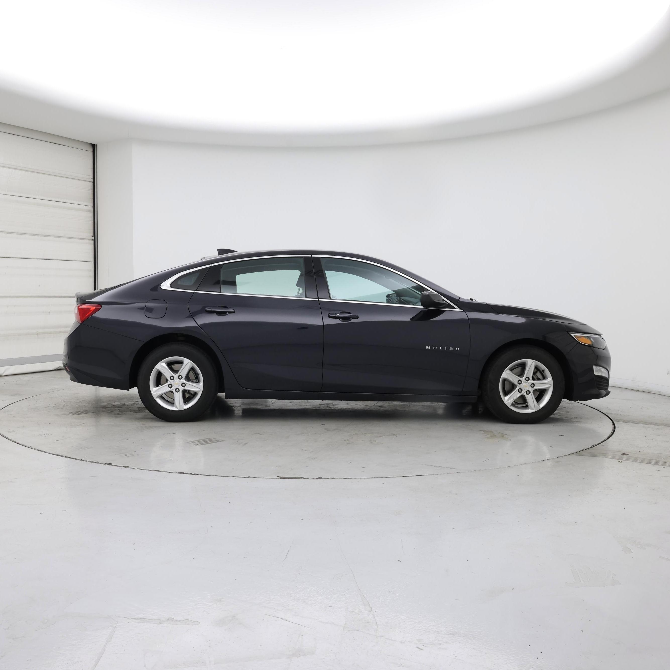 Thumbnail: 2023 Chevrolet Malibu - 7