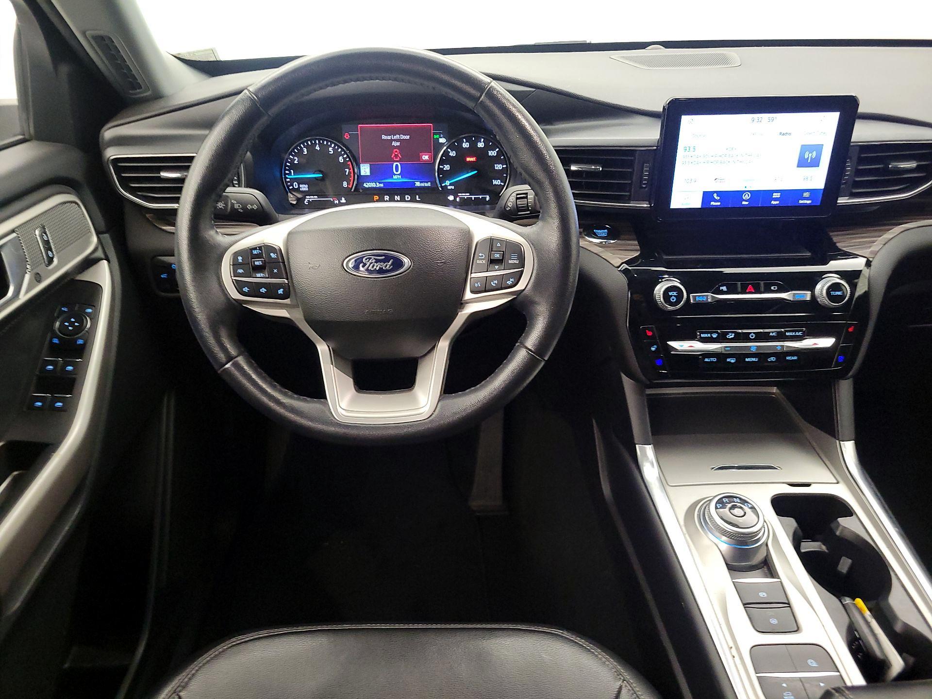 Thumbnail: 2023 Ford Explorer - 10