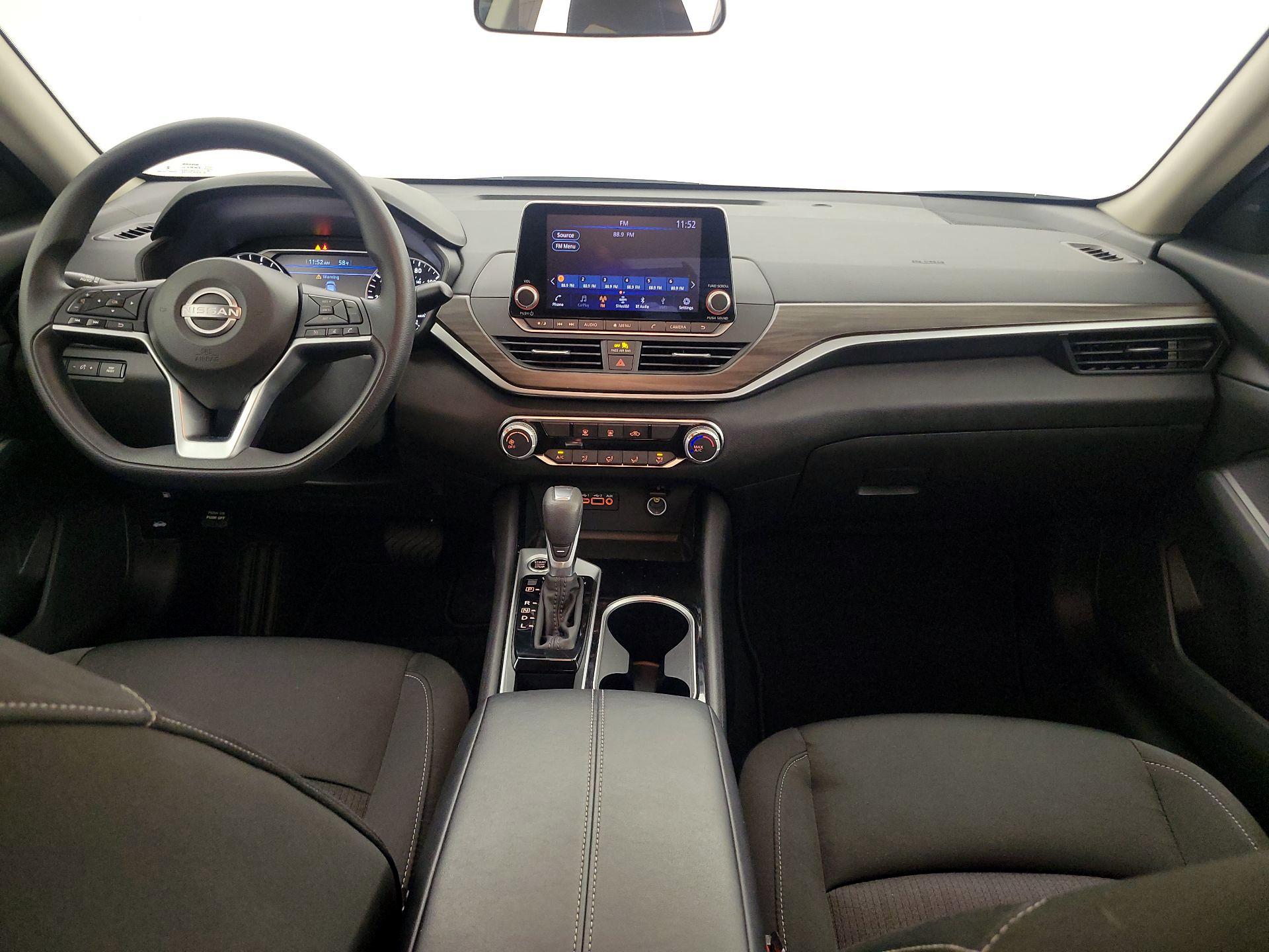 Thumbnail: 2024 Nissan Altima - 9