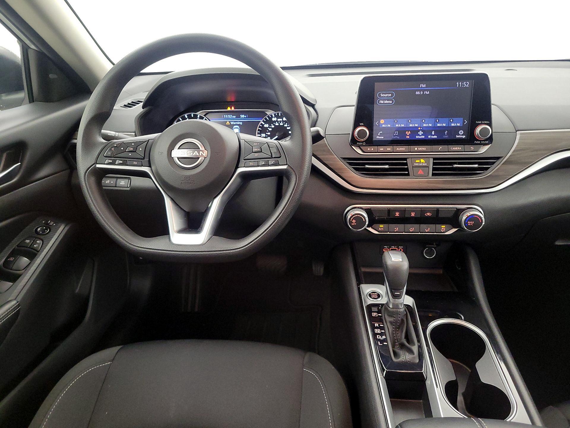 Thumbnail: 2024 Nissan Altima - 10