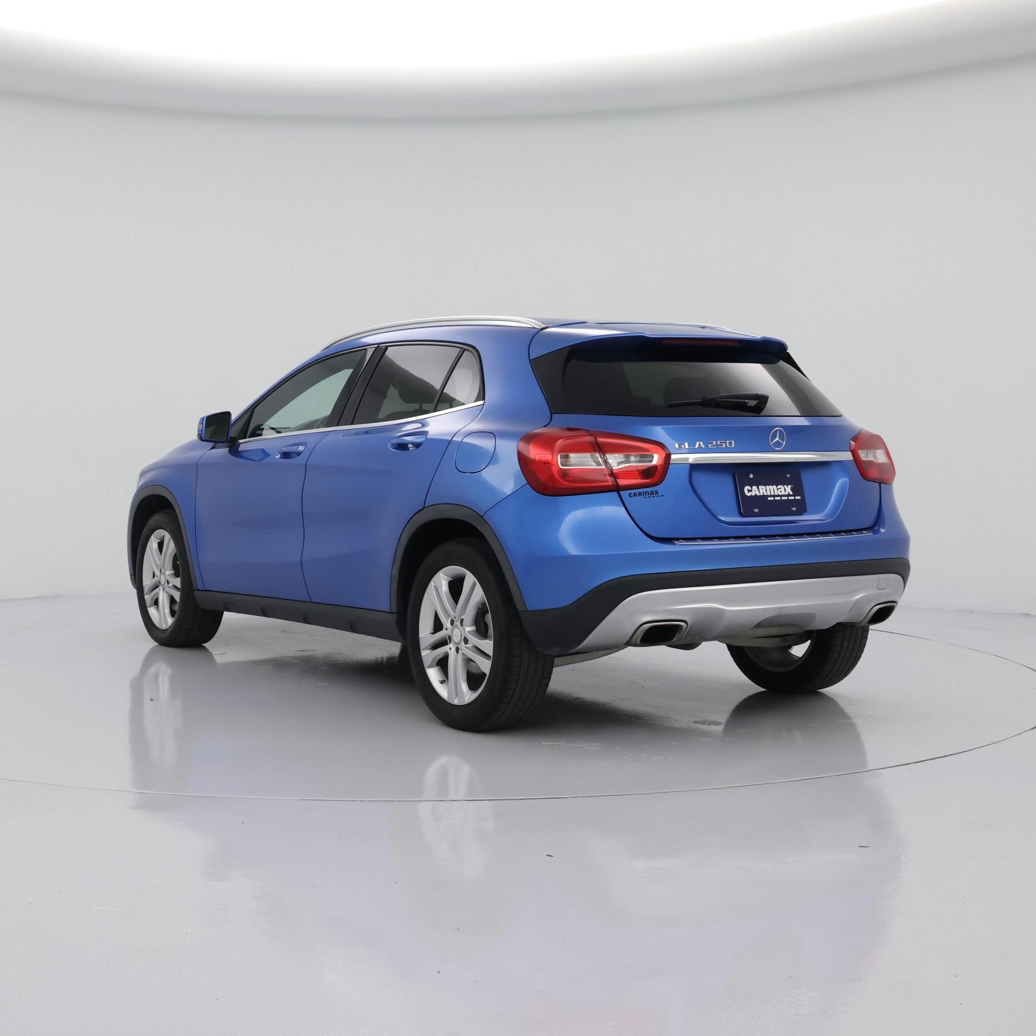 Thumbnail: 2016 Mercedes-Benz GLA - 2