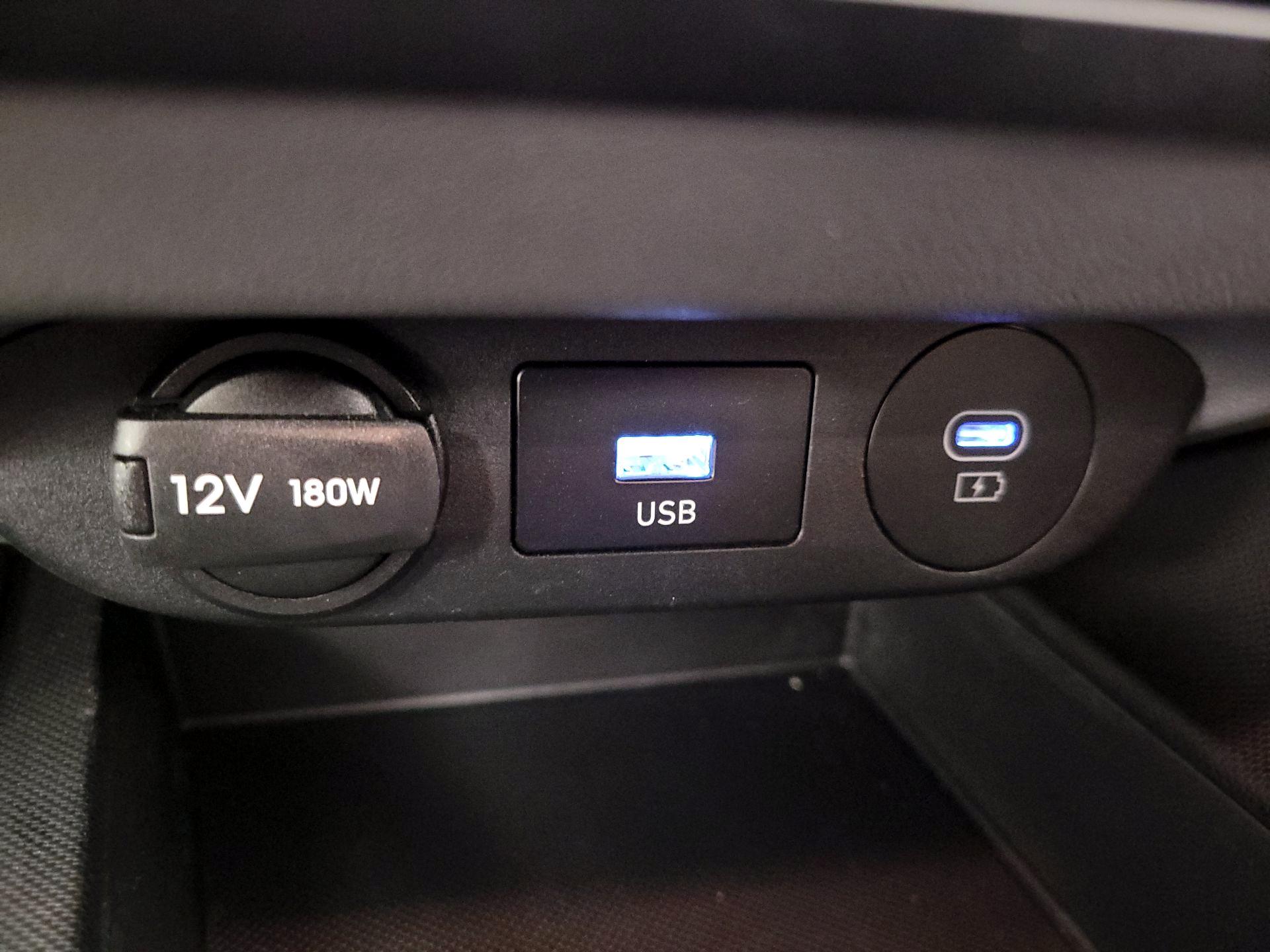 Thumbnail: 2024 Hyundai Elantra - 19