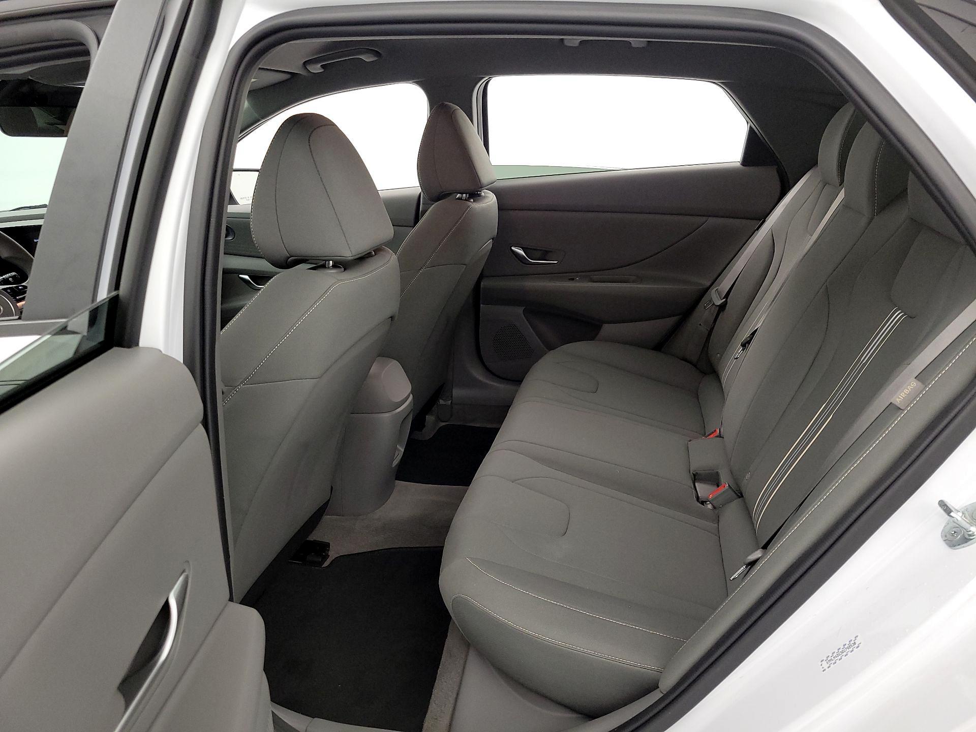 Thumbnail: 2024 Hyundai Elantra - 20