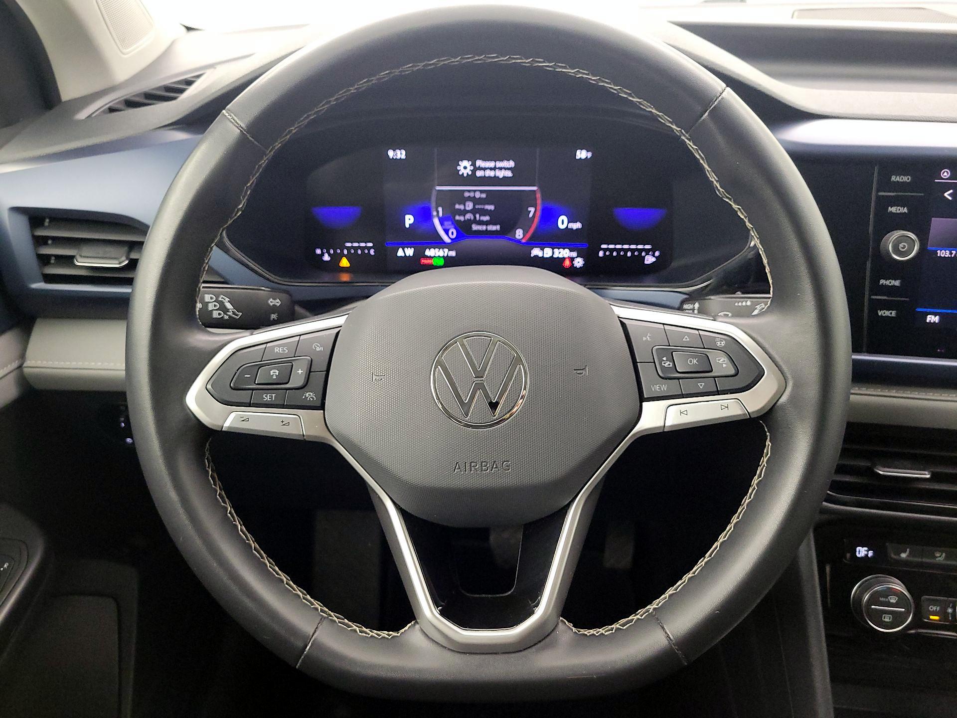 Thumbnail: 2024 Volkswagen Taos - 10