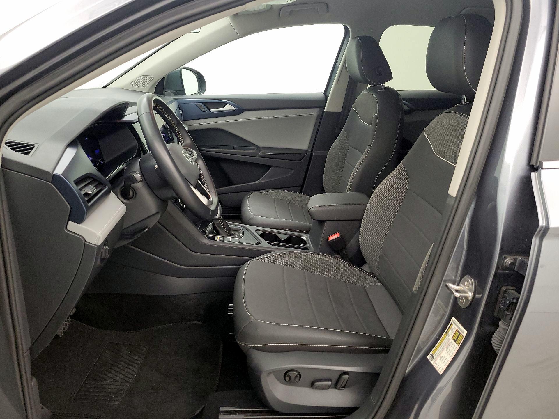 Thumbnail: 2024 Volkswagen Taos - 11