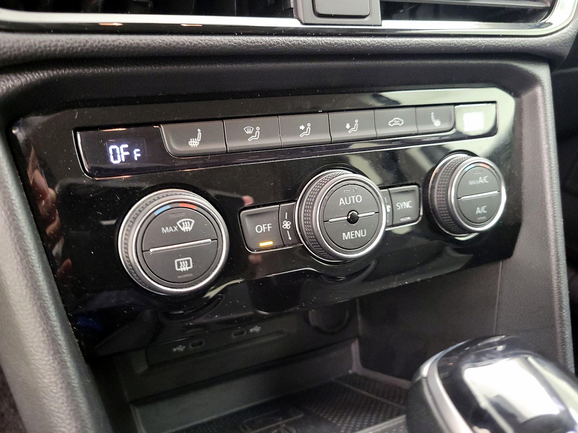 Thumbnail: 2024 Volkswagen Taos - 16