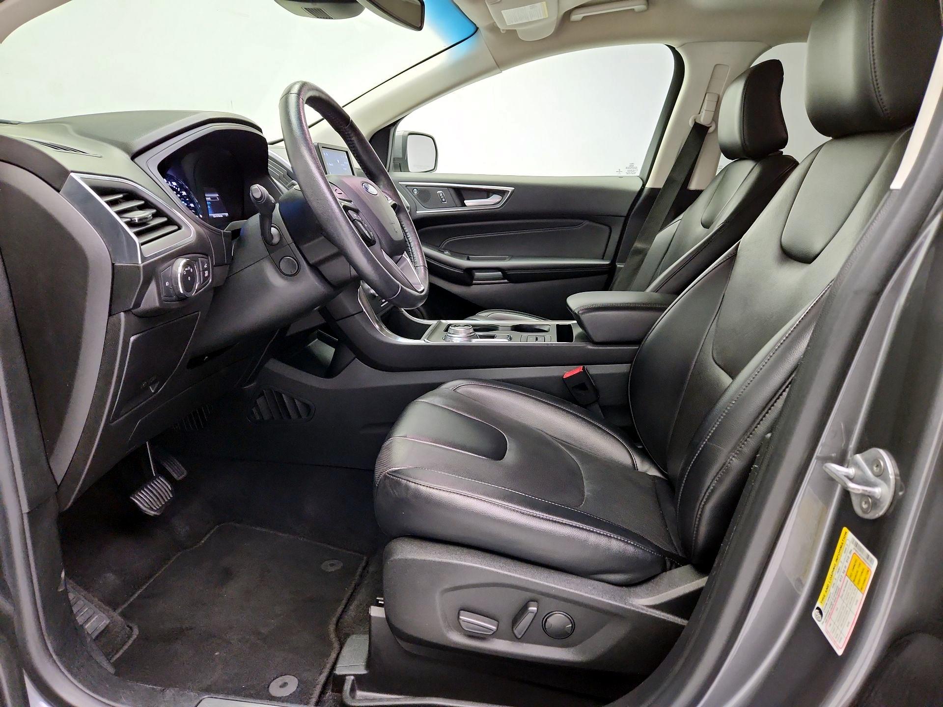 Thumbnail: 2022 Ford Edge - 11