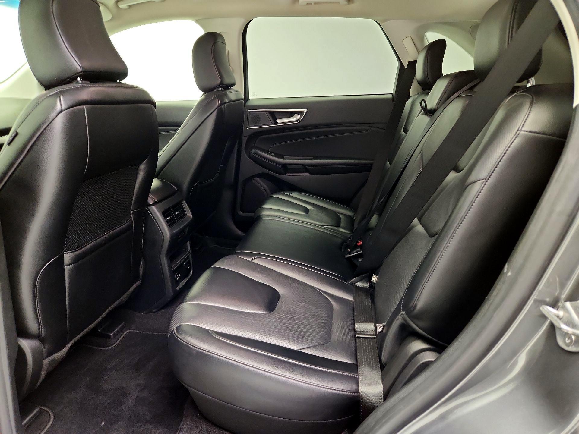 Thumbnail: 2022 Ford Edge - 20