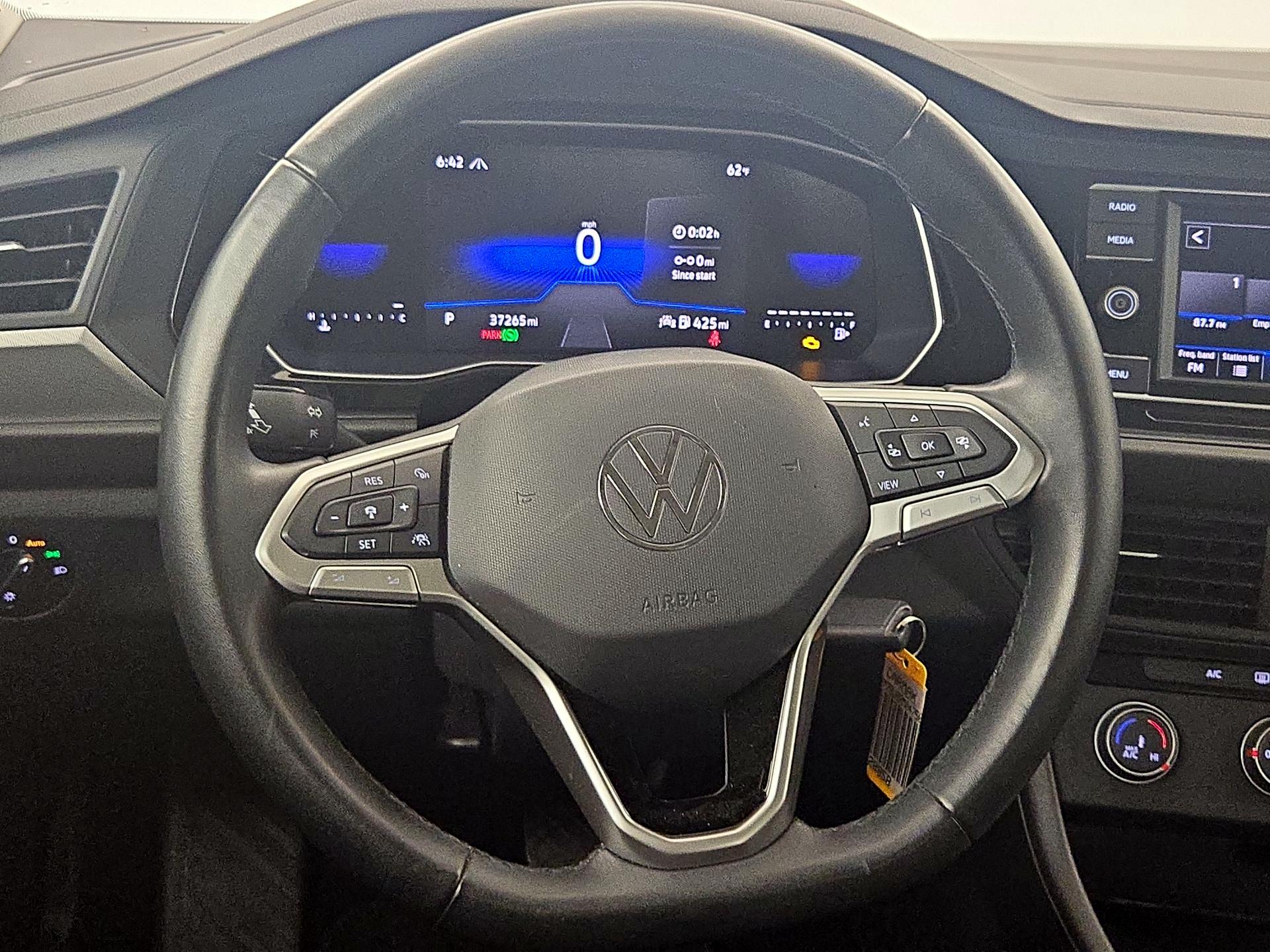 Thumbnail: 2024 Volkswagen Jetta - 10