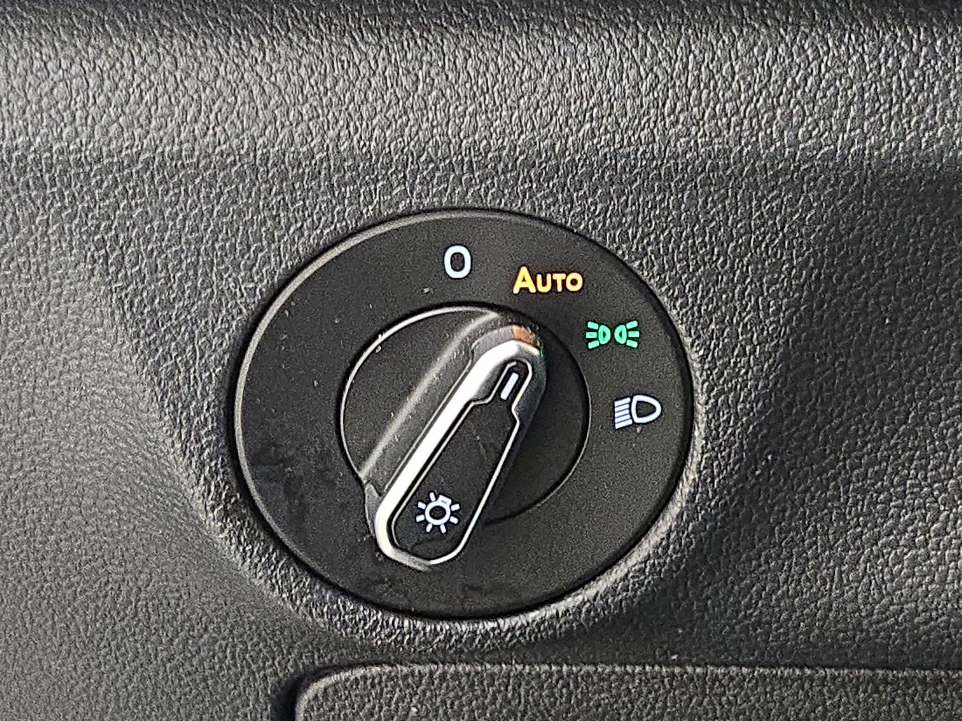 Thumbnail: 2024 Volkswagen Jetta - 13