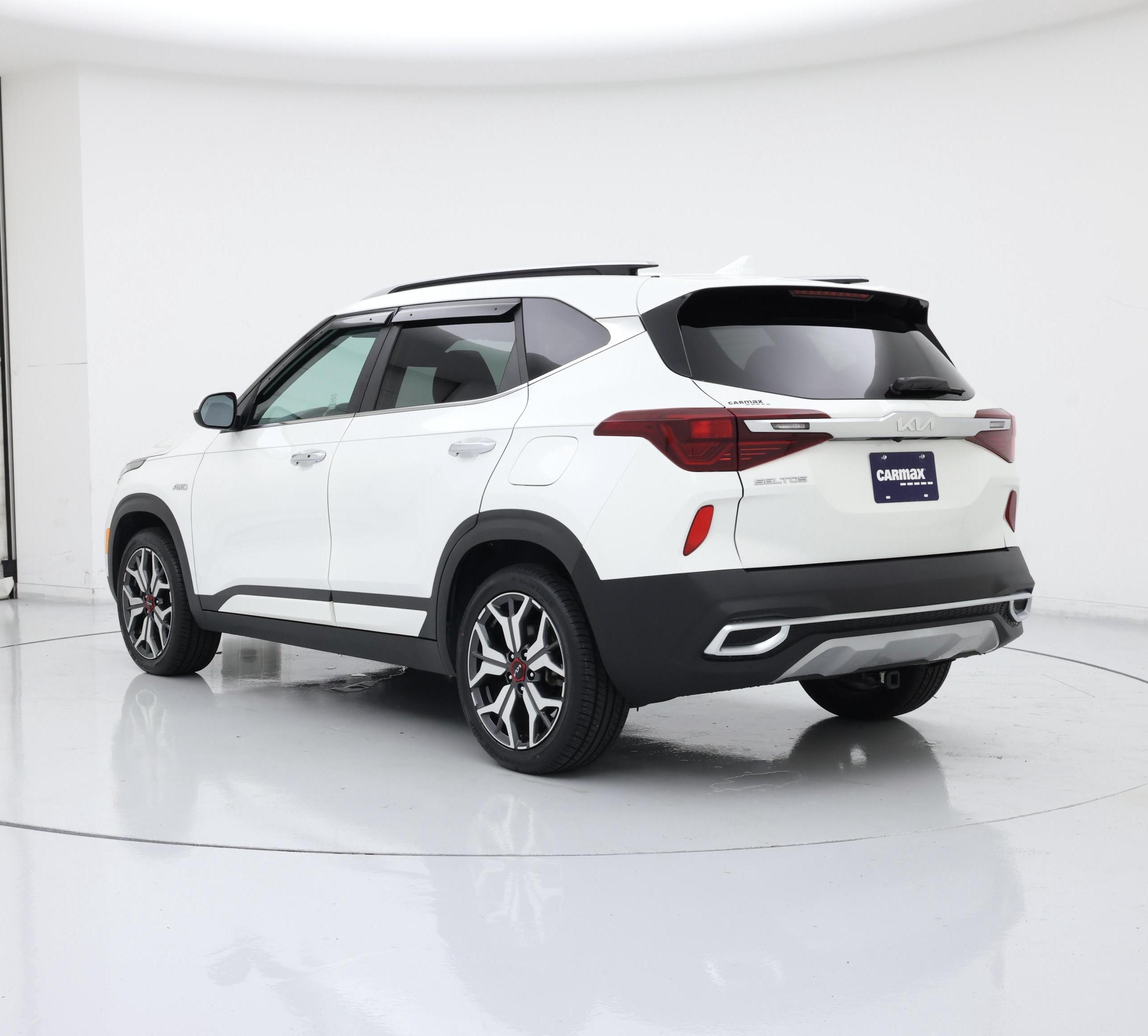 Thumbnail: 2022 Kia Seltos - 2