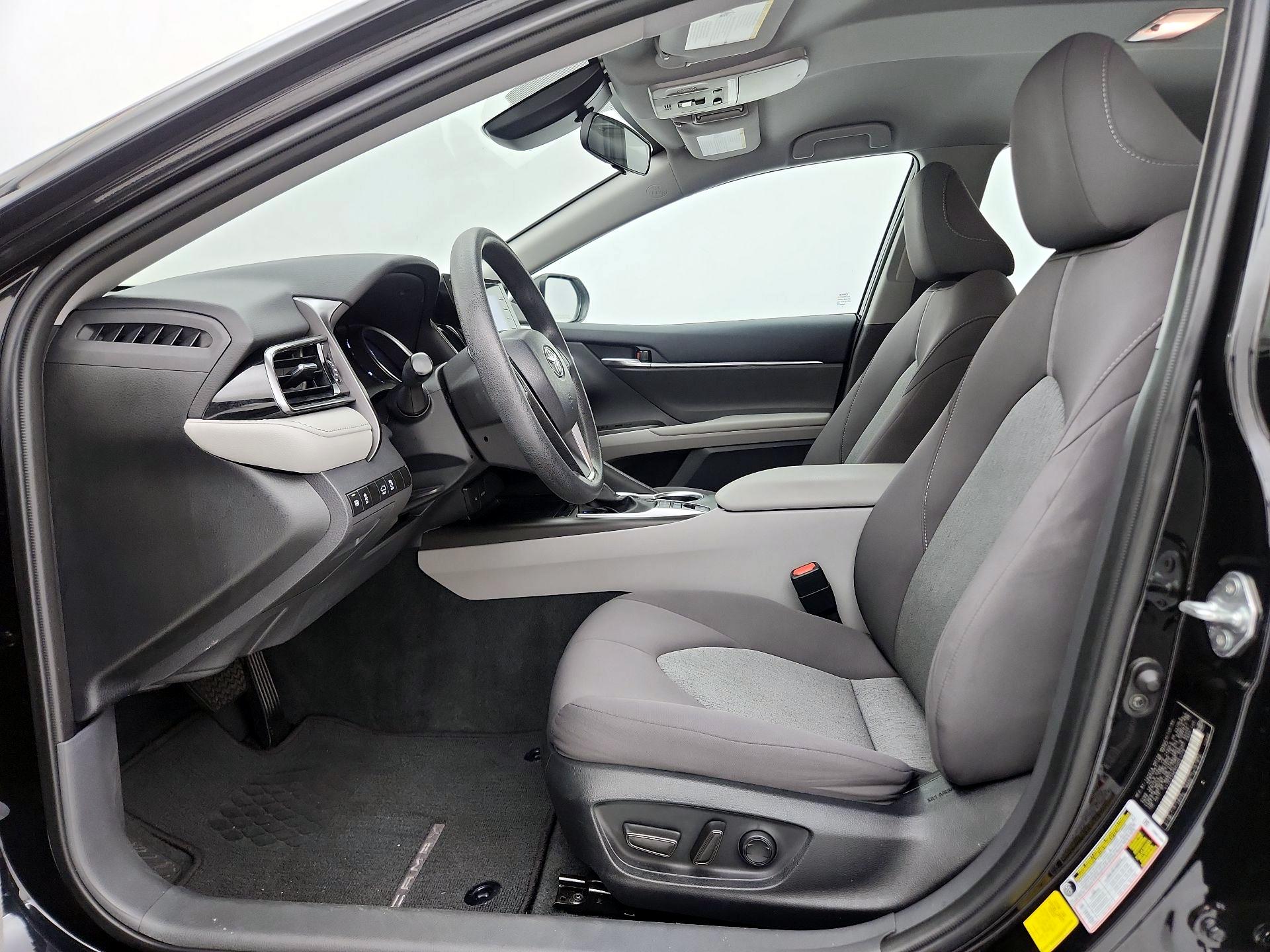 Thumbnail: 2023 Toyota Camry - 11