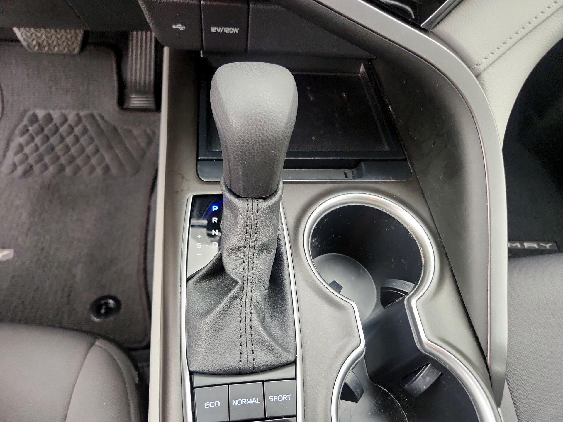 Thumbnail: 2023 Toyota Camry - 17