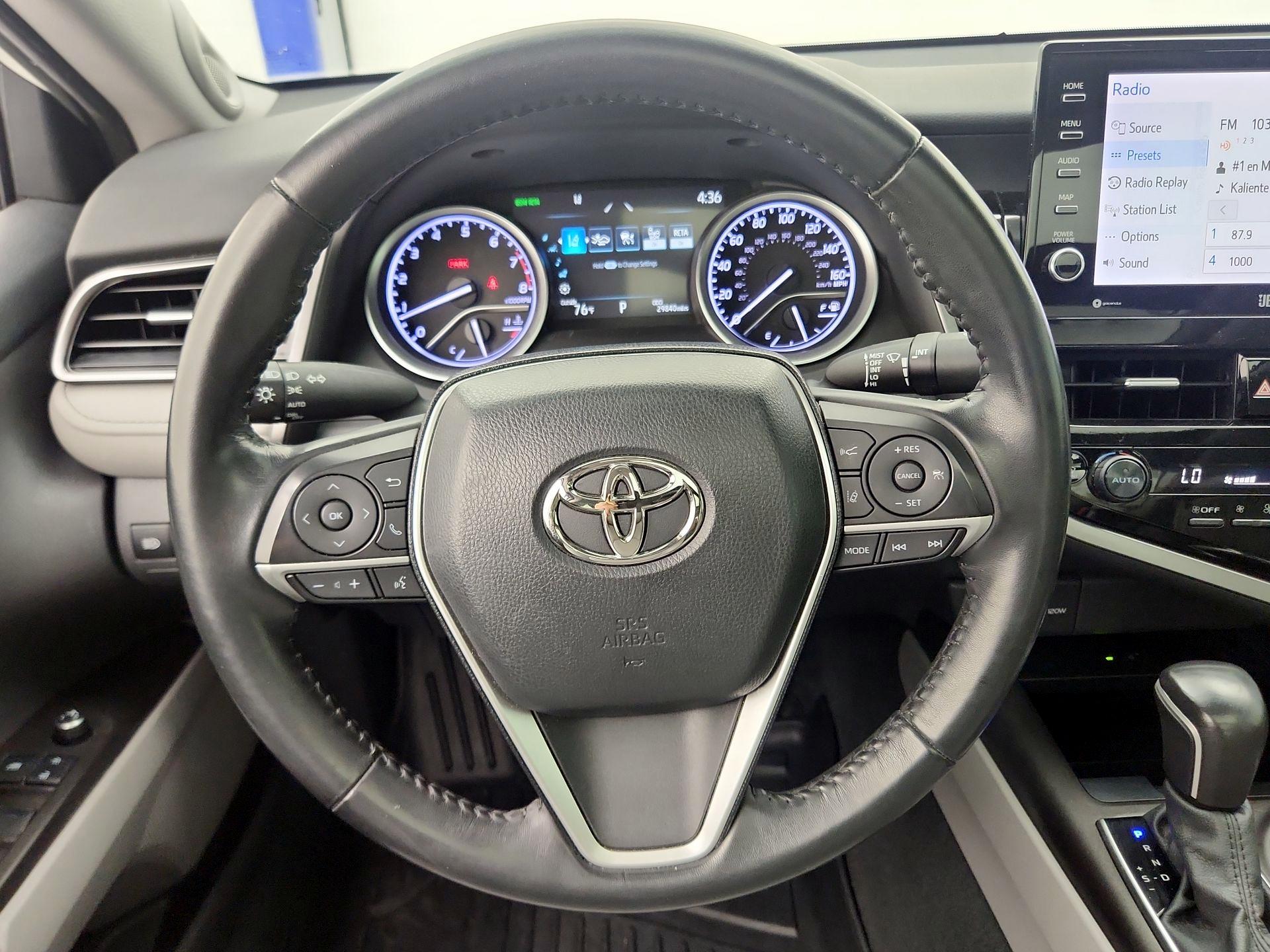 Thumbnail: 2022 Toyota Camry - 10