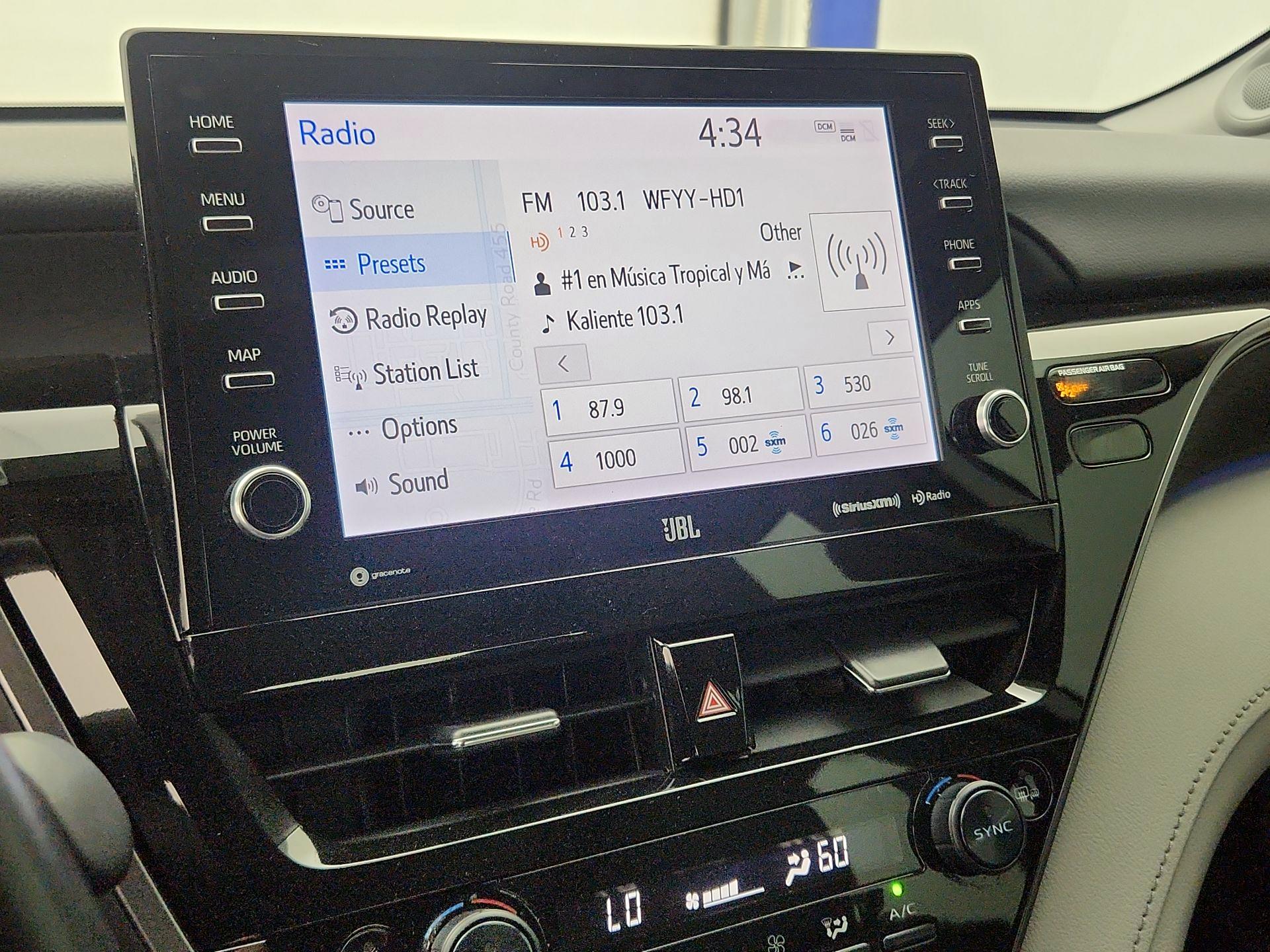 Thumbnail: 2022 Toyota Camry - 15