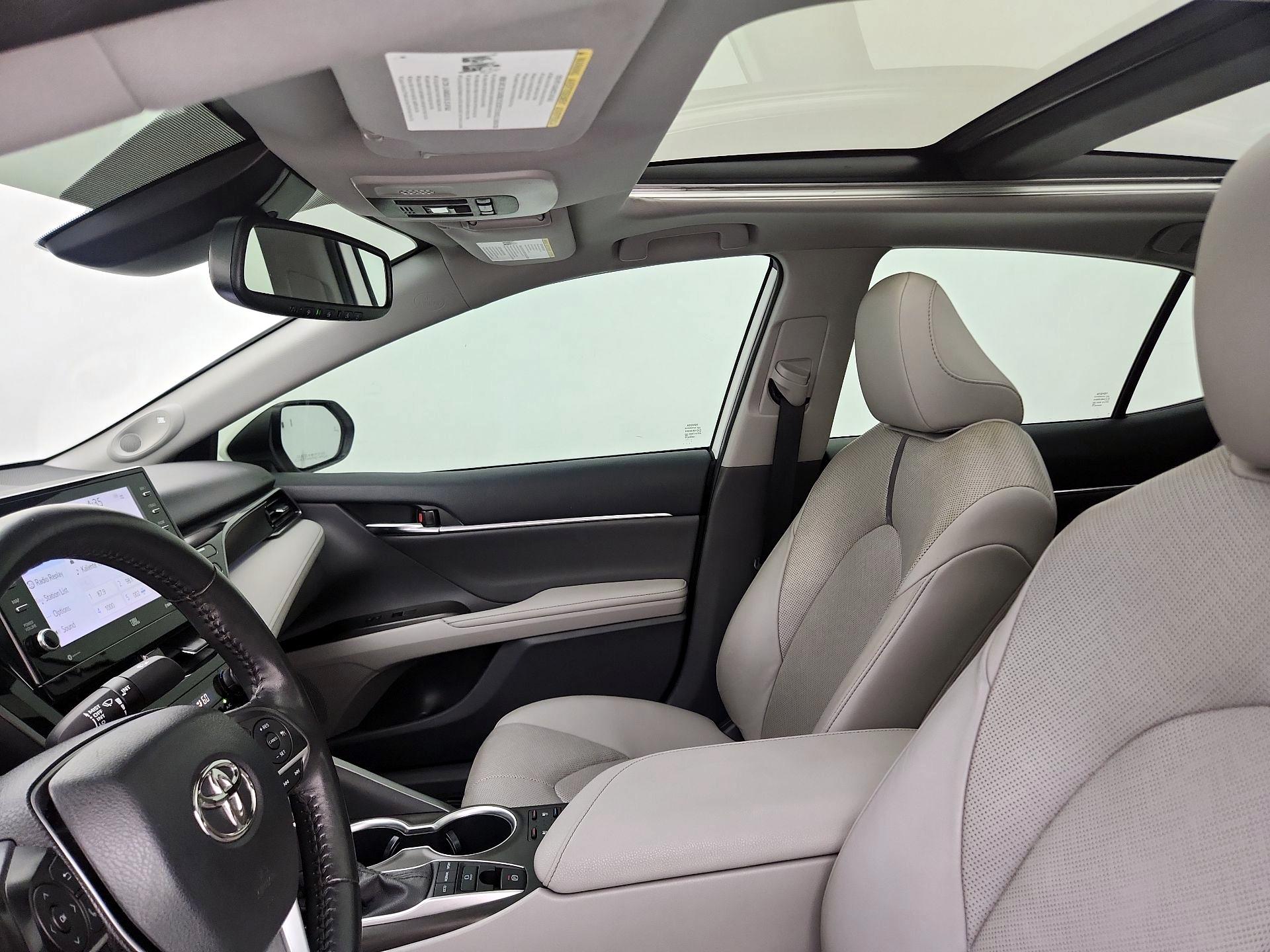 Thumbnail: 2022 Toyota Camry - 19