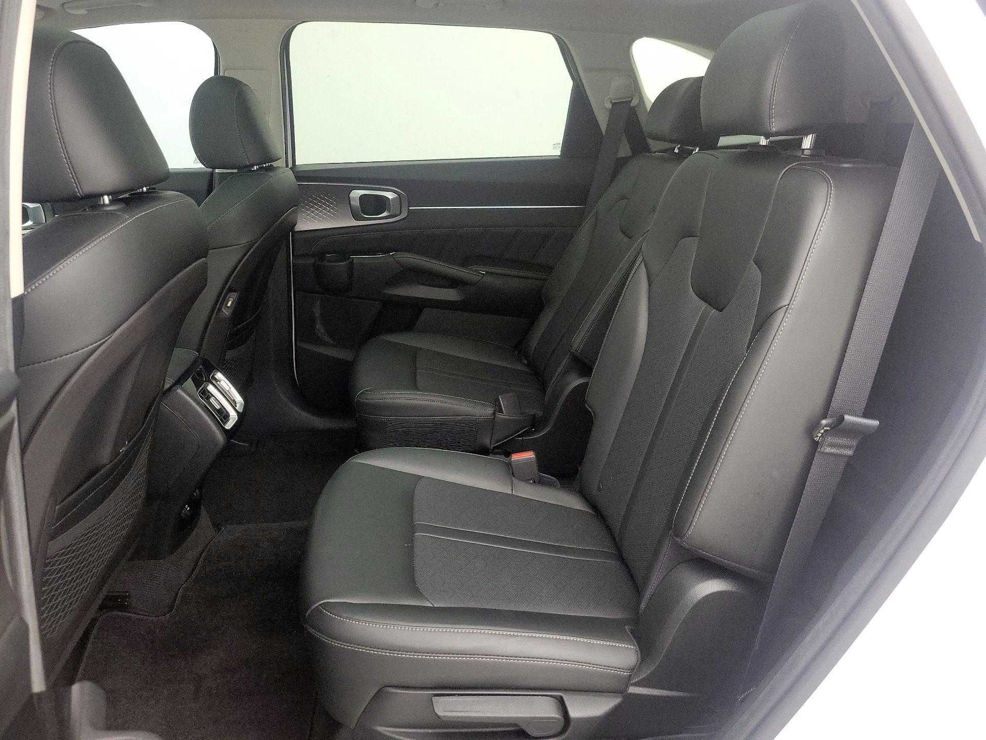 Thumbnail: 2021 Kia Sorento - 20