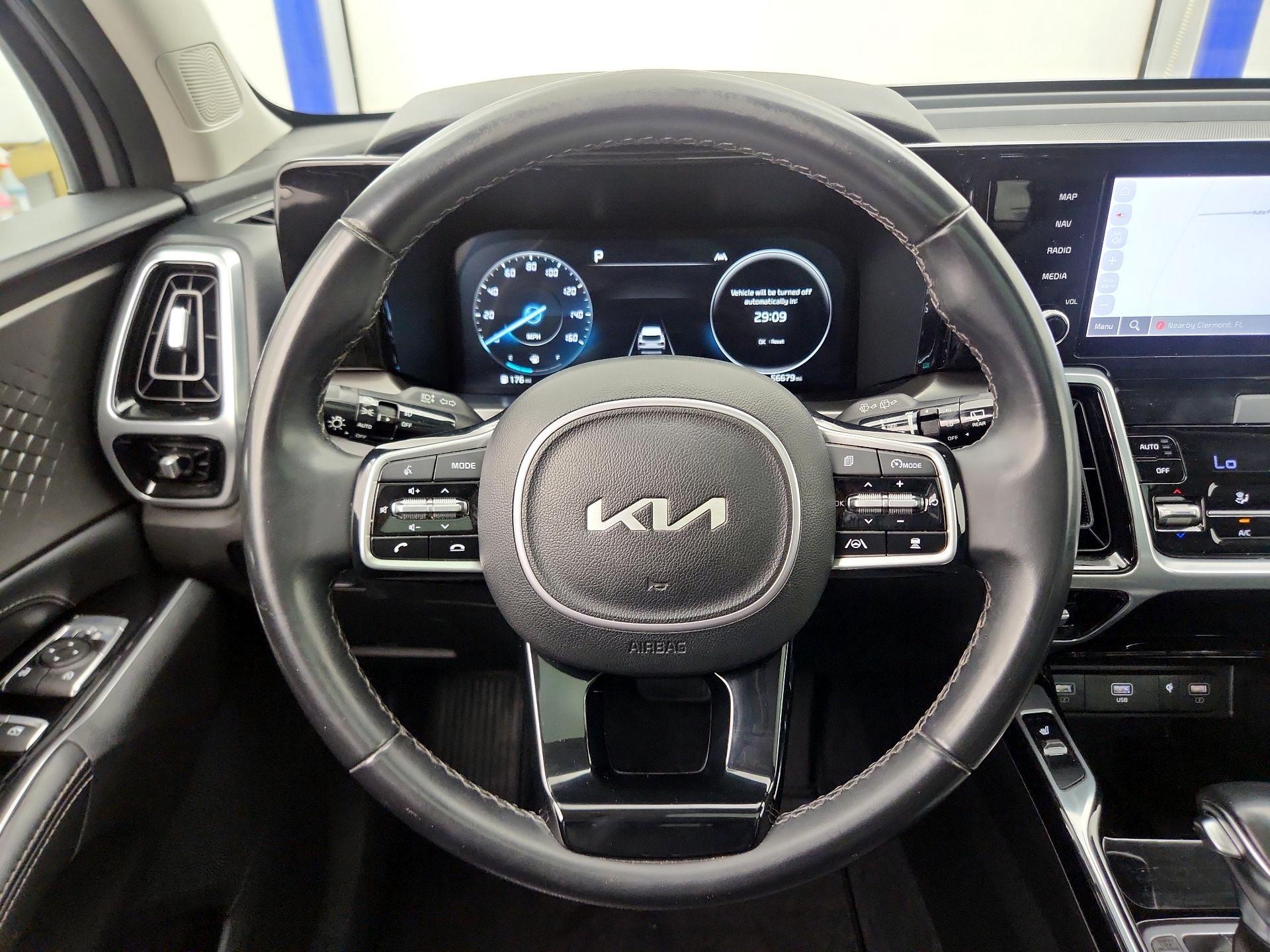 Thumbnail: 2023 Kia Sorento - 10