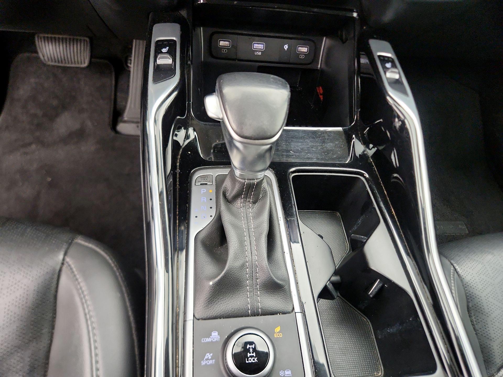 Thumbnail: 2023 Kia Sorento - 18