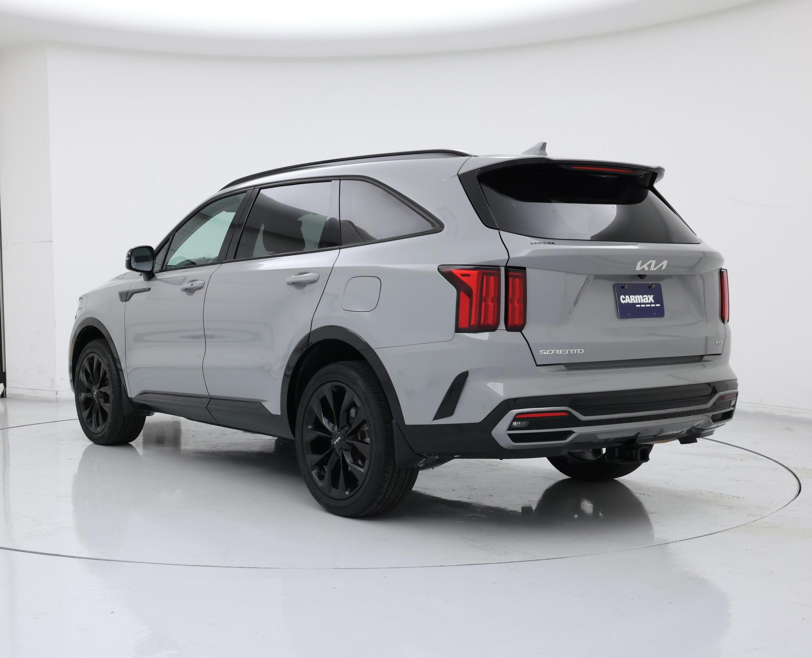 Thumbnail: 2023 Kia Sorento - 2